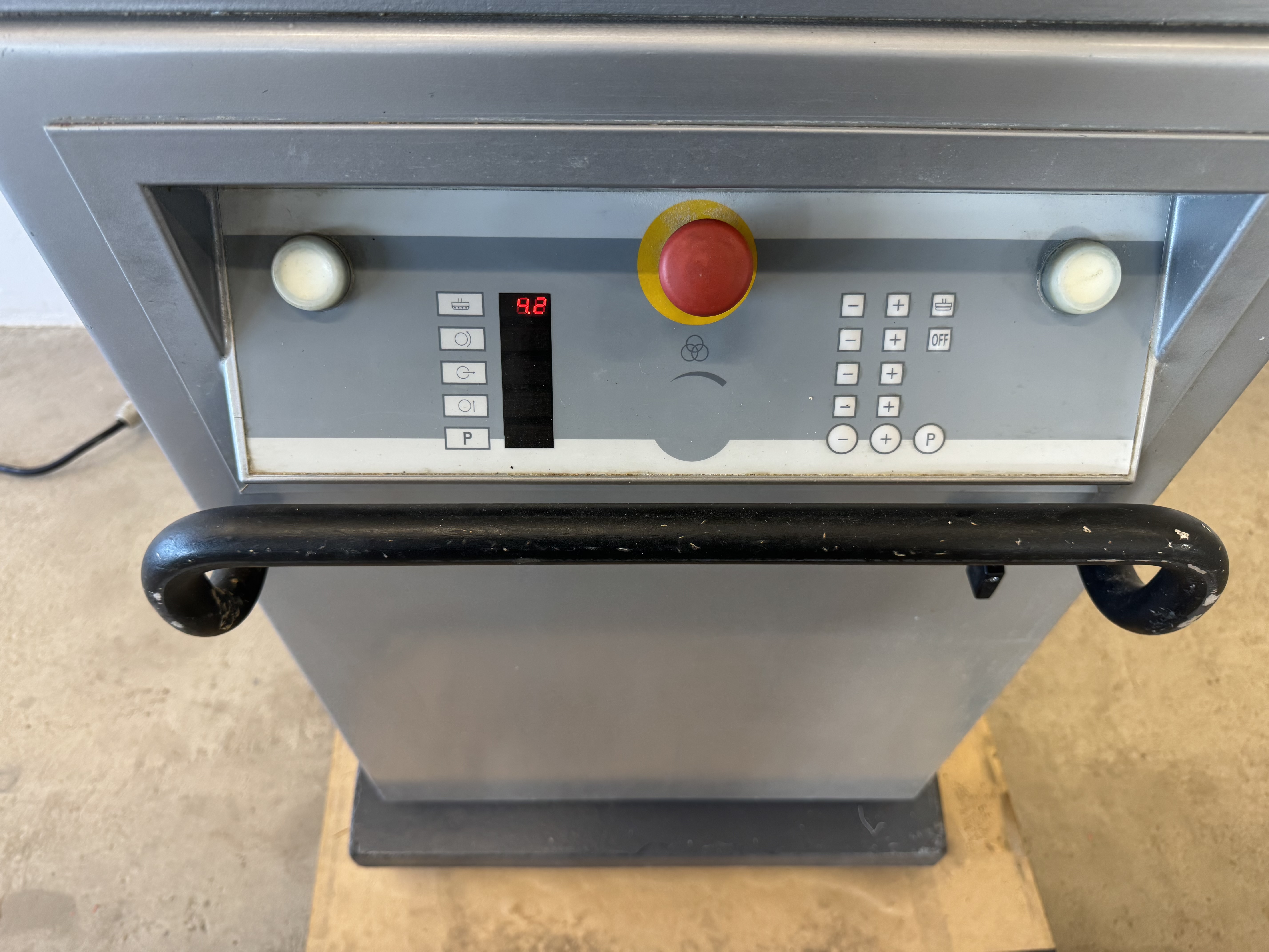 Used Bullrivare Glimek BDA-4/30-3 #2912