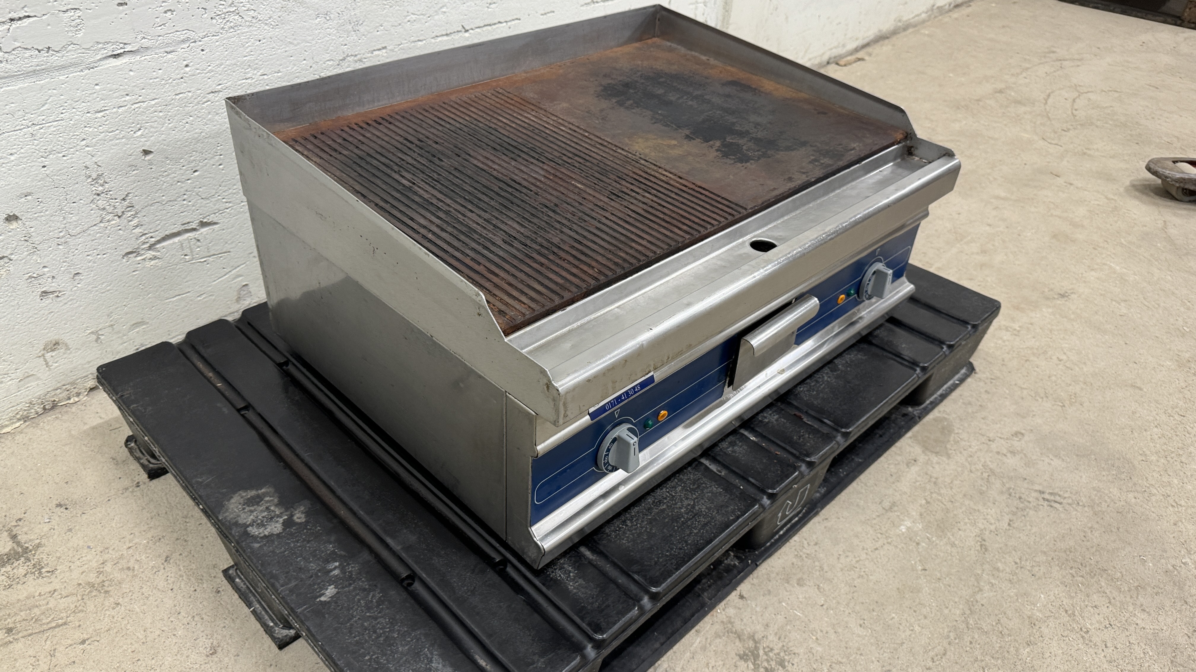 Used Stekbord 80x62cm #2208