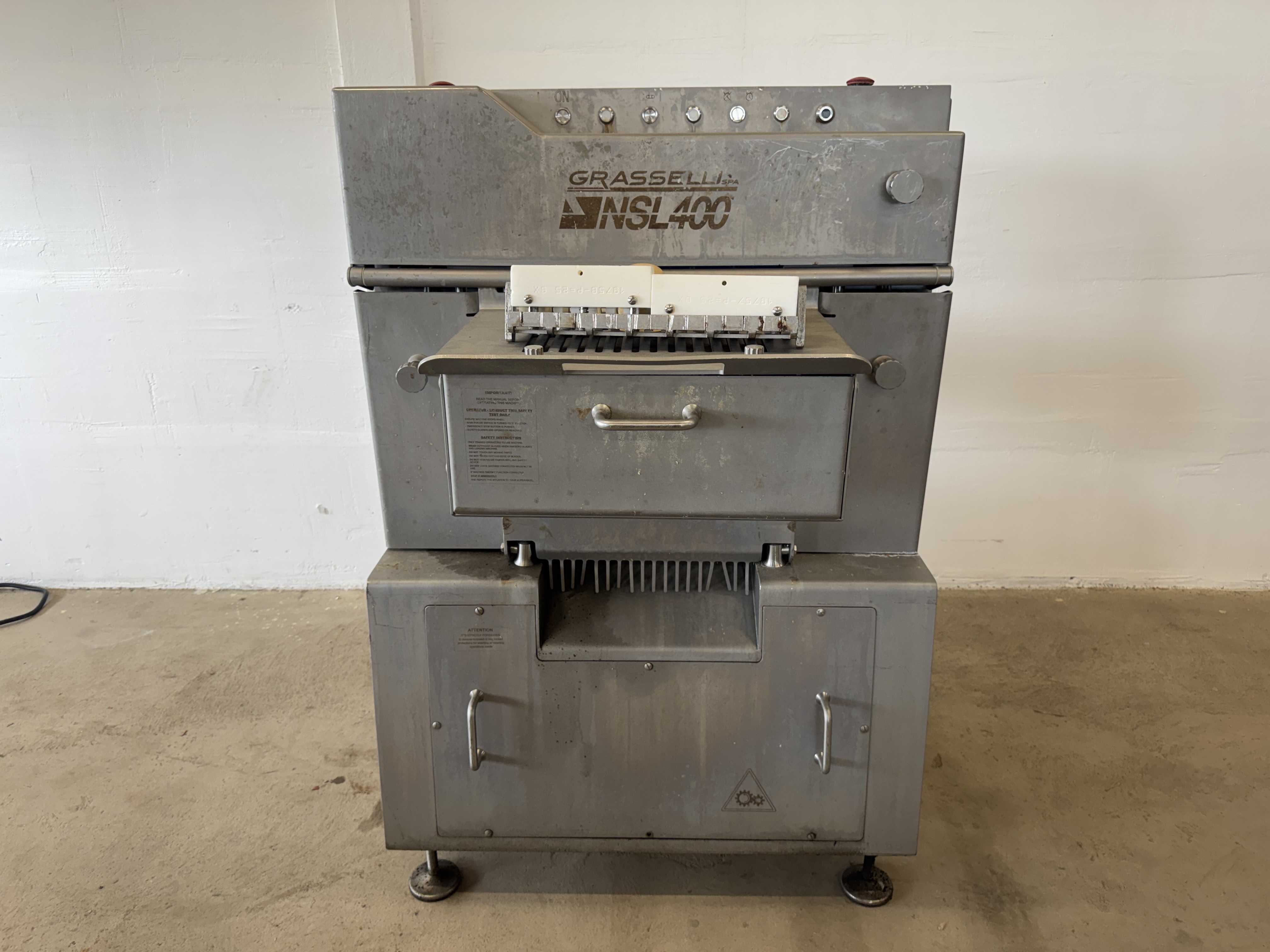 Used Kotletthugg/Slicer GRASSELLI NSL400 #2874