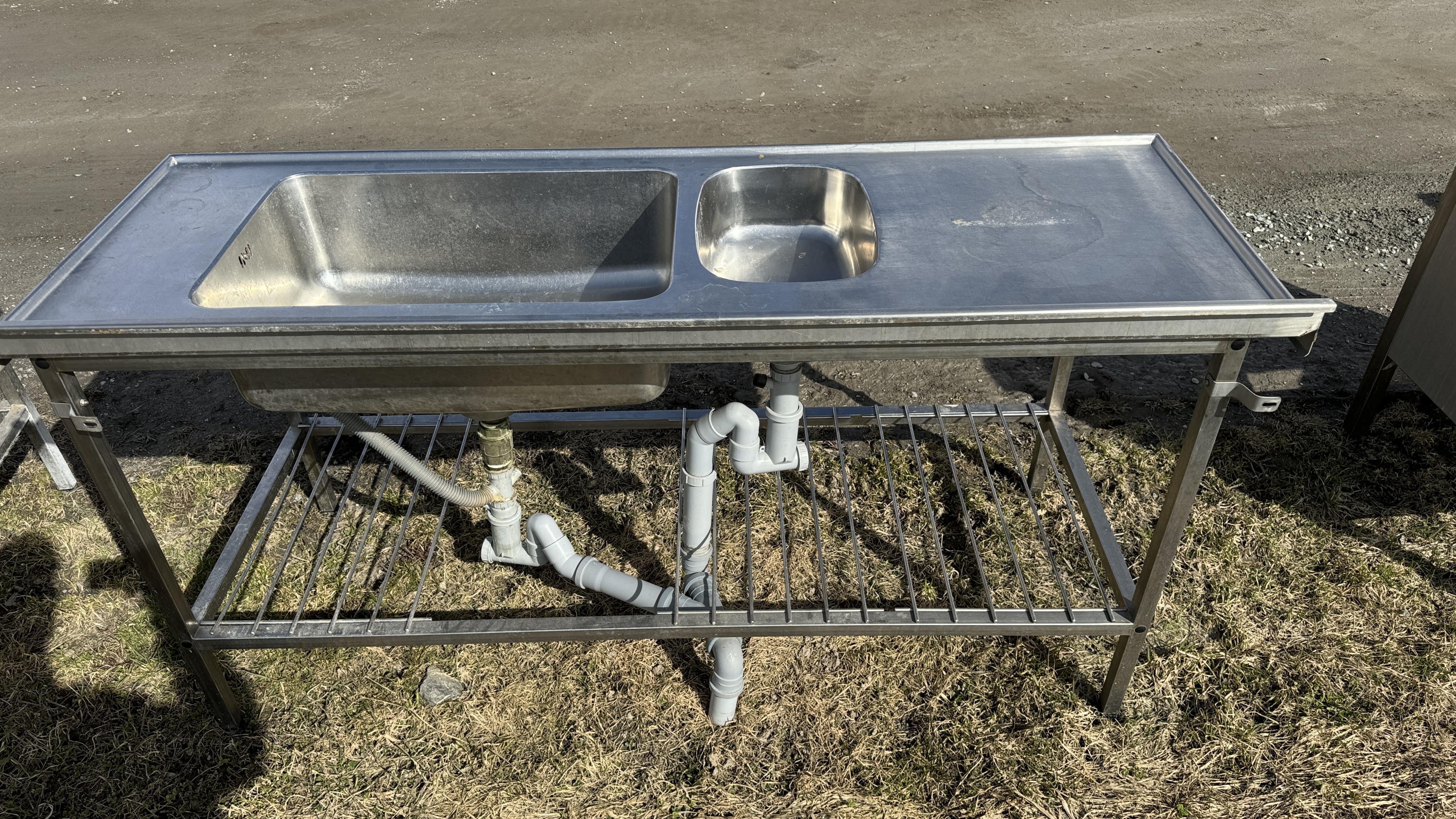 Used Diskbänk 180x65cm