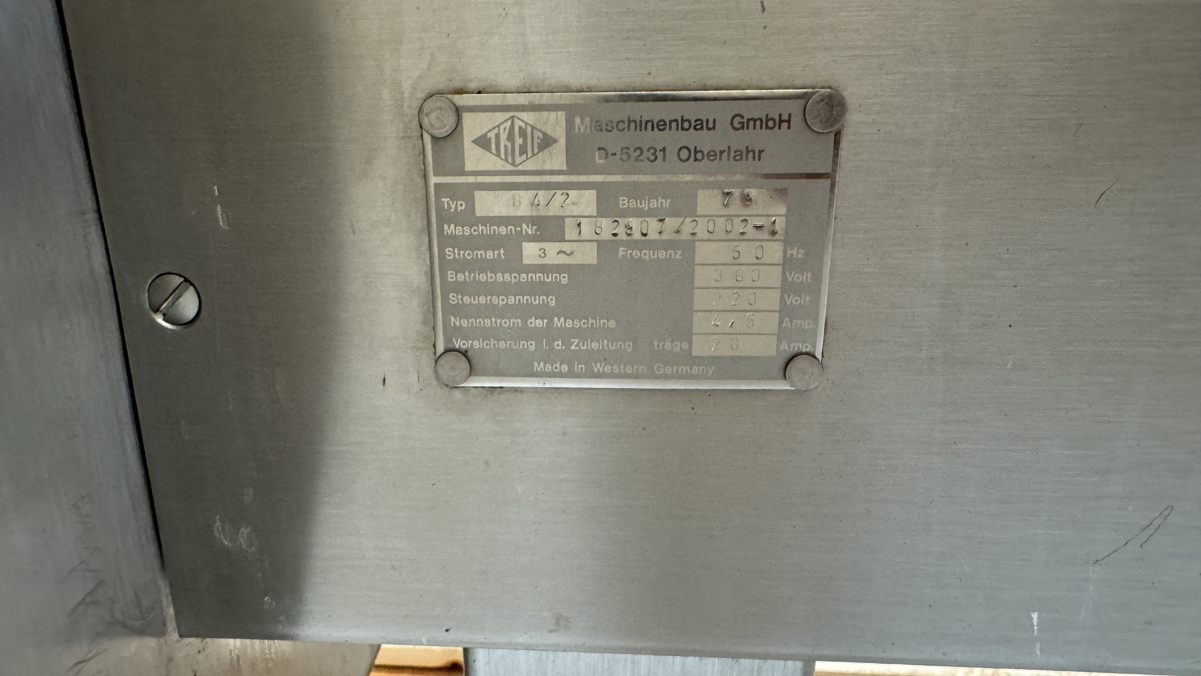 Used Tärningamaskin Treif  30x30, 20x20, 12x12