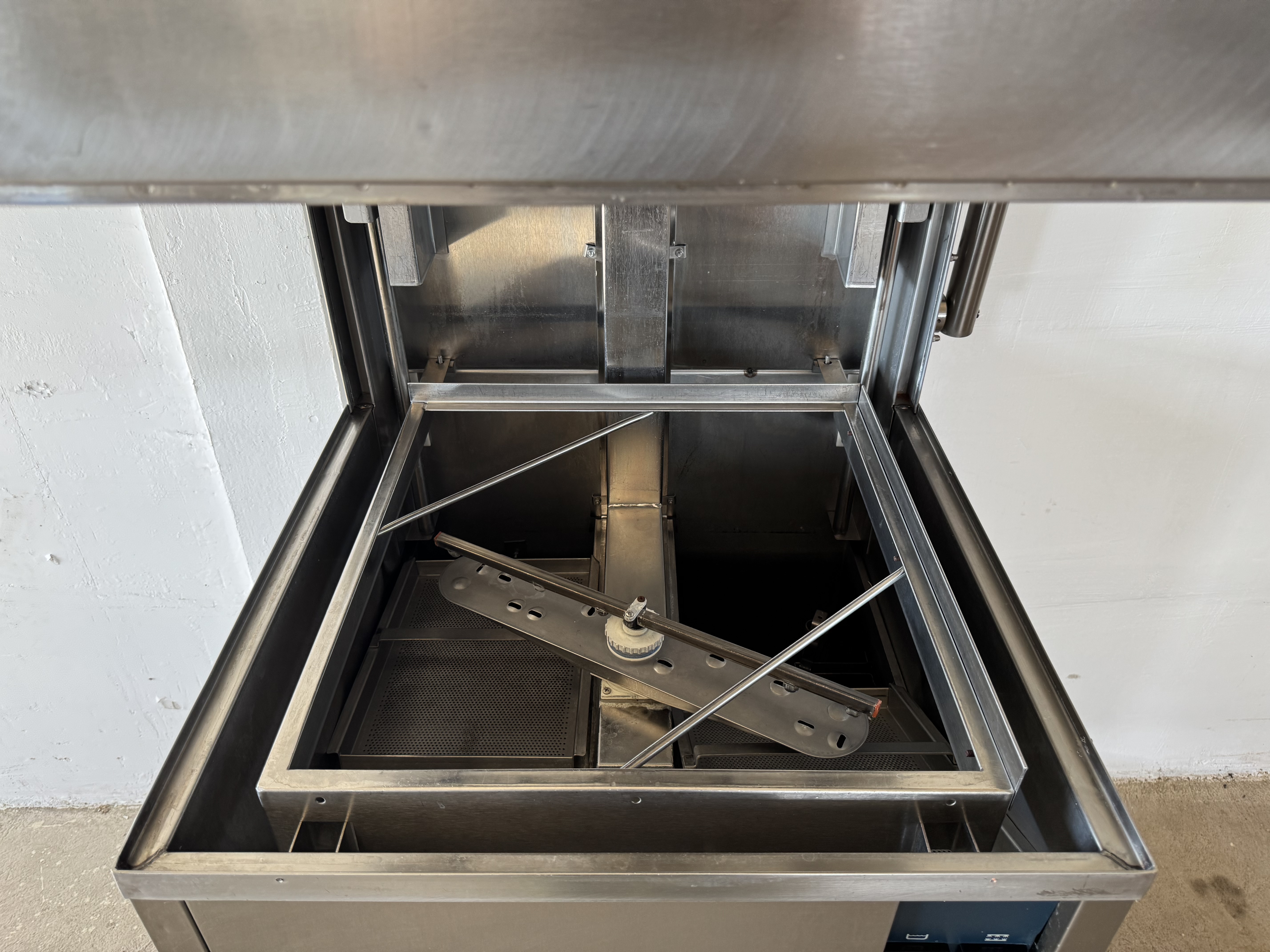 Used Diskmaskin Electrolux D480 #2953