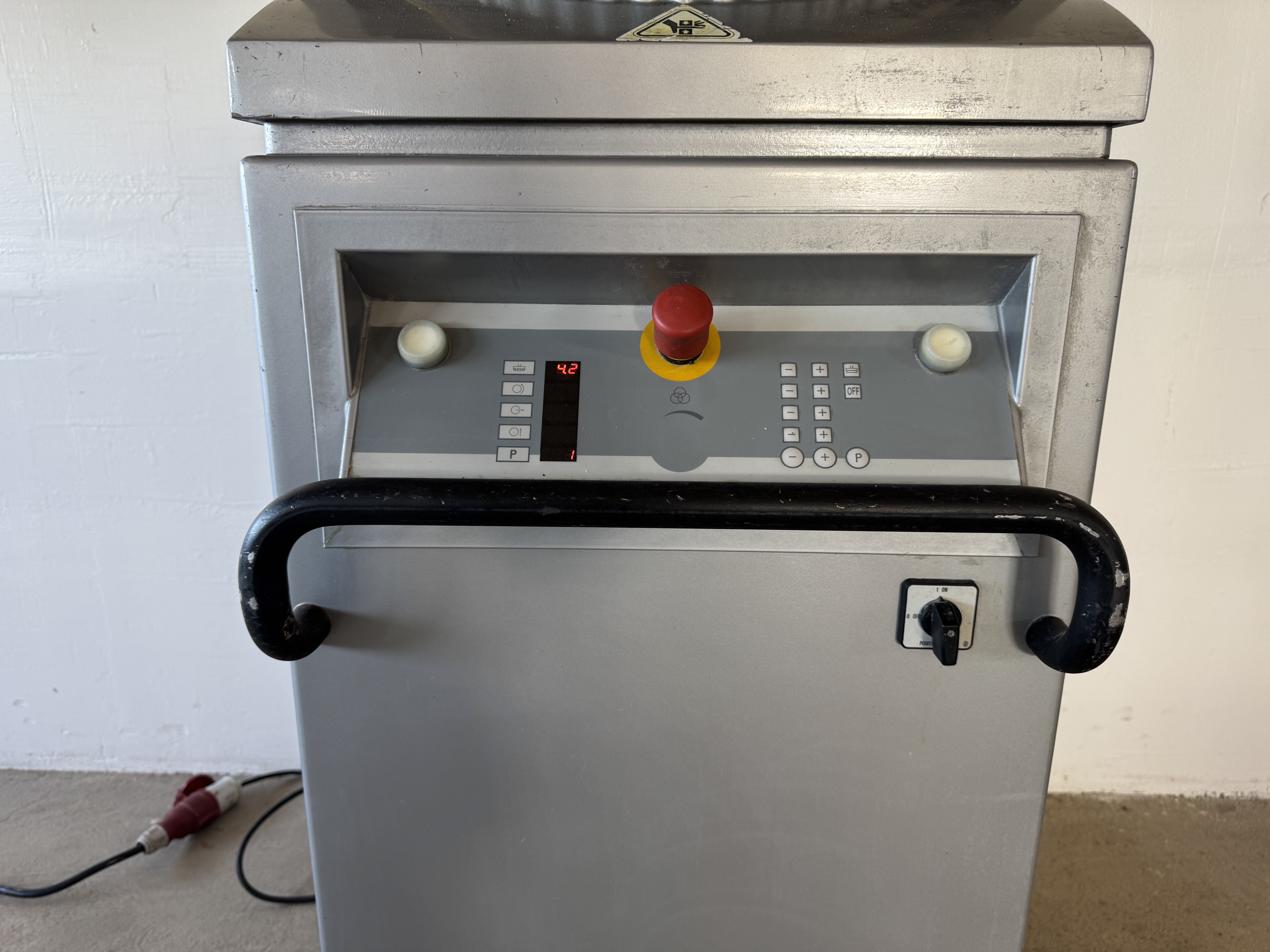 Used Bullrivare Glimek BDA-4/30-3 #2912