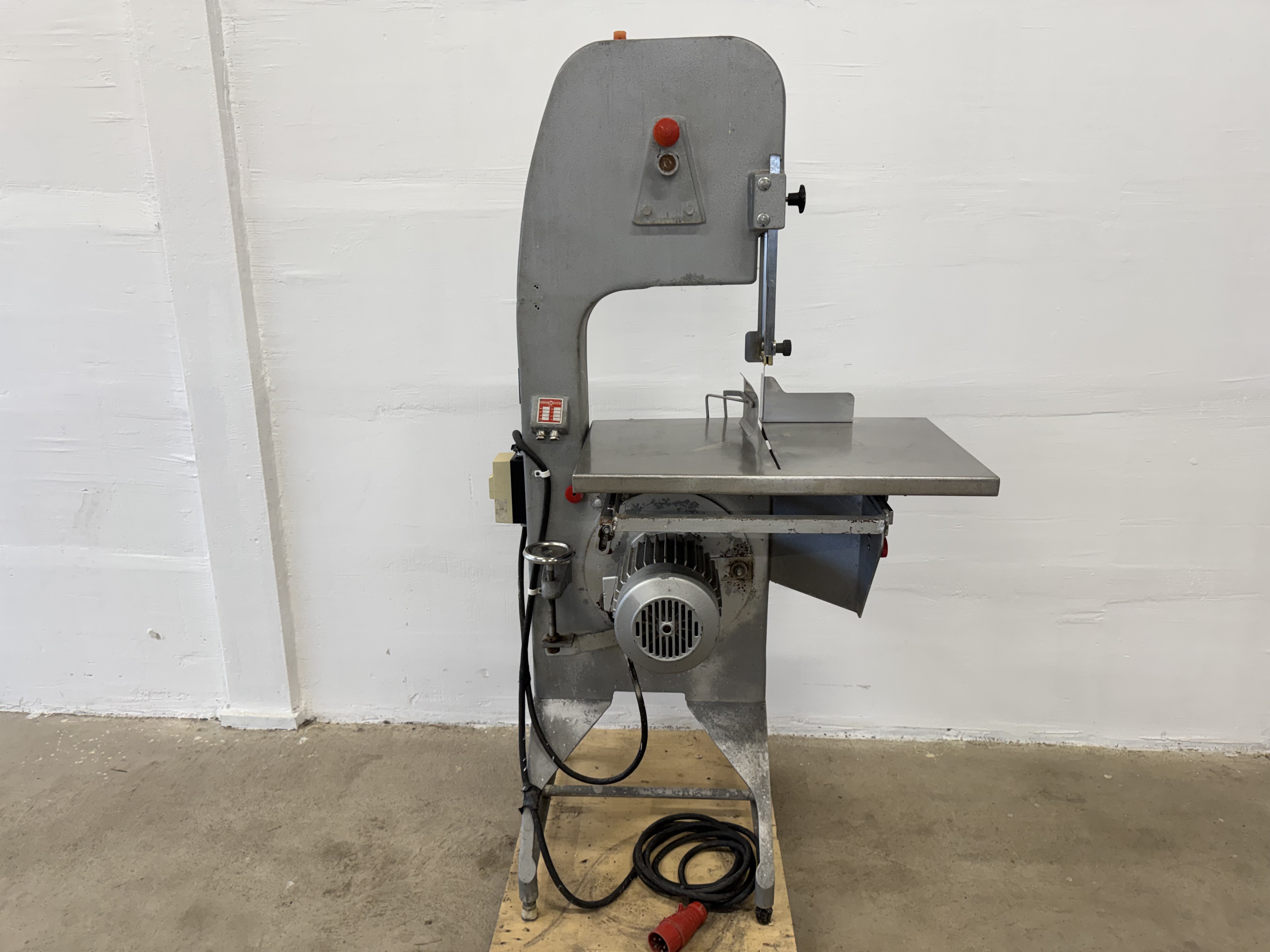 Used Bandsåg BM-35. Endast lämplig till hobbybruk #2856