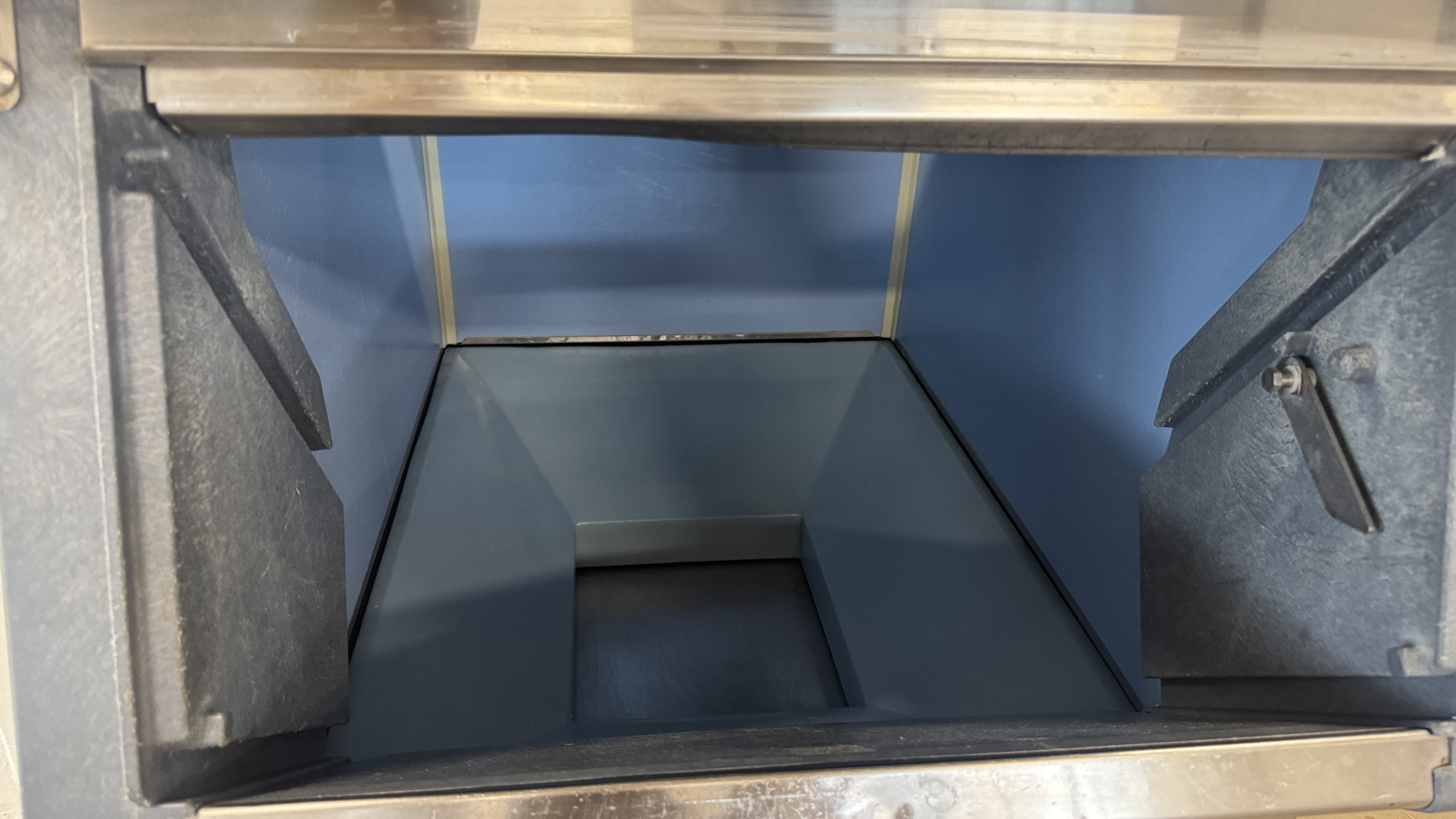 Used Ismaskin (flakes) Follett Lits700SG med vagn #2678