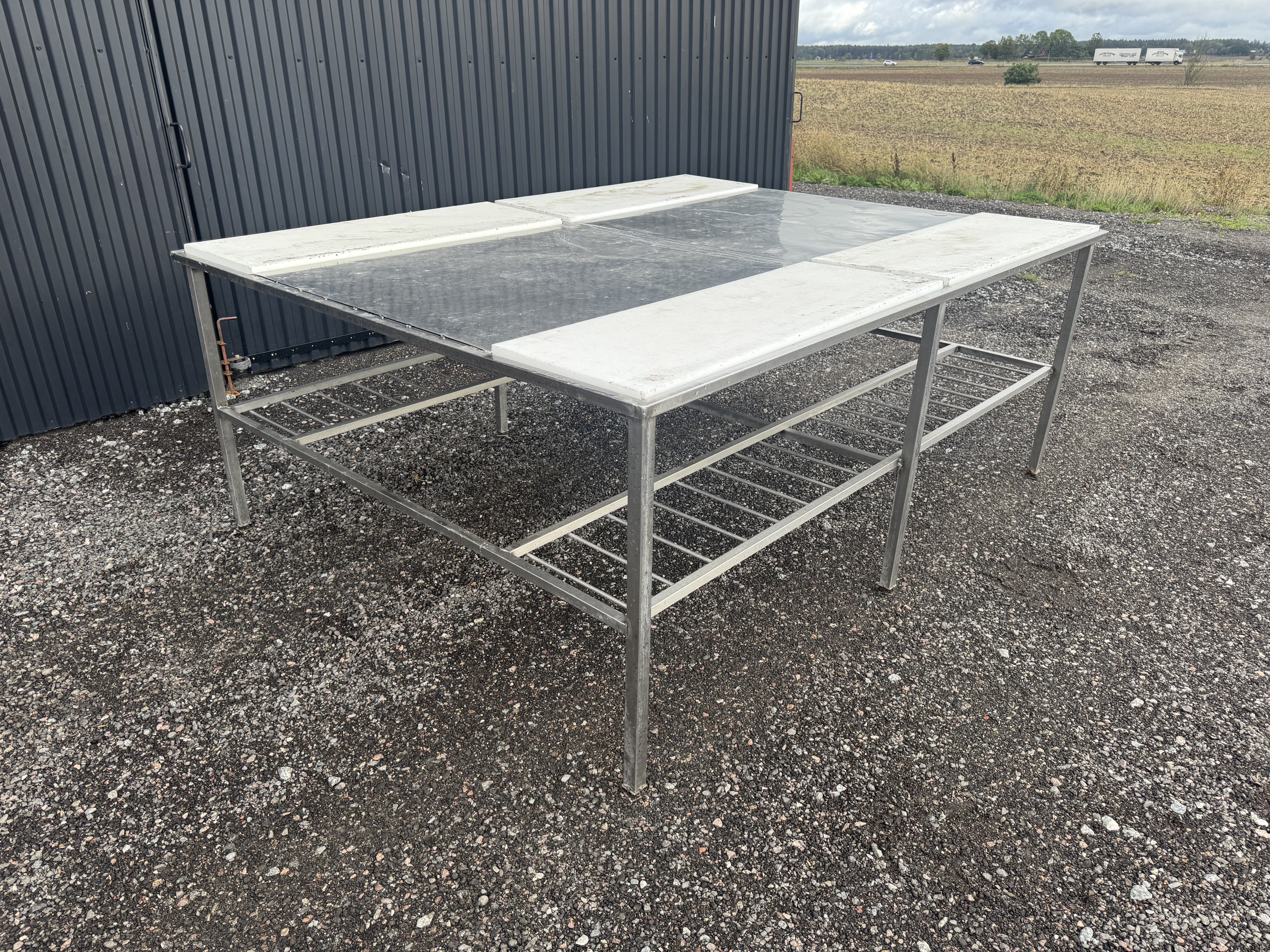 Used Styckbord 226x180x90cm #10849