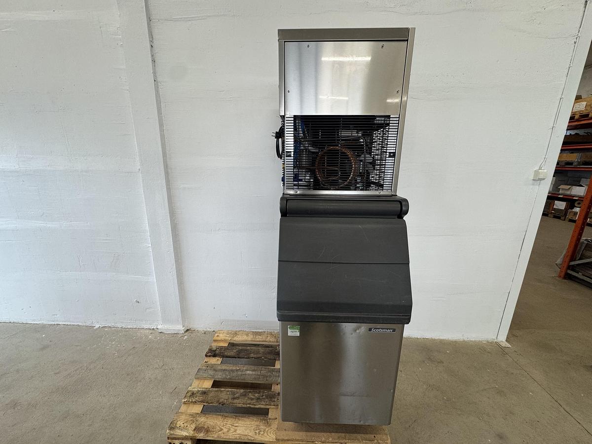 Used Ismaskin Flaker G280W HC (2022) och Islåda Scotsman SB322 (2019) #2826