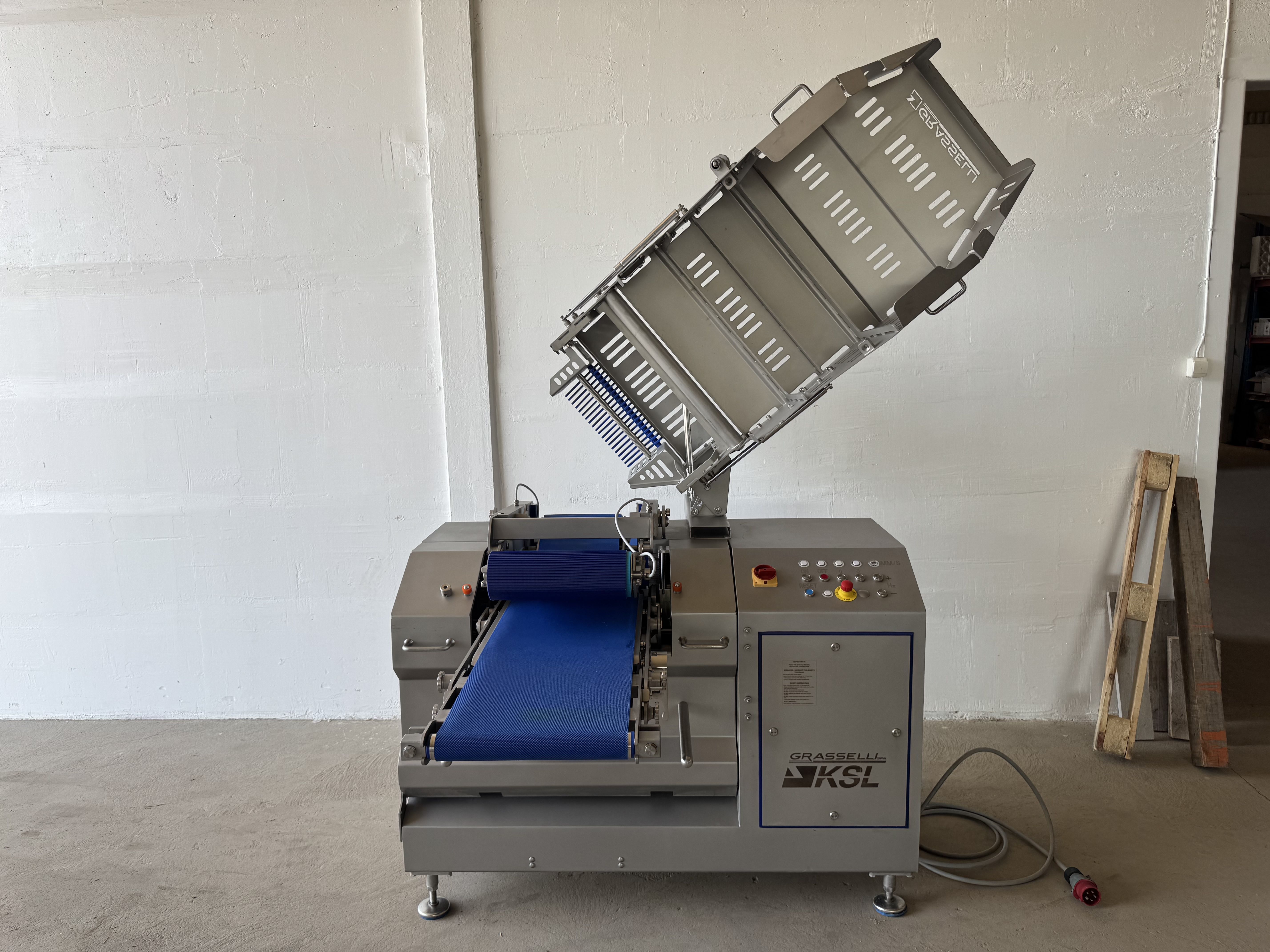 Used GRASSELLI KSL4 #2915