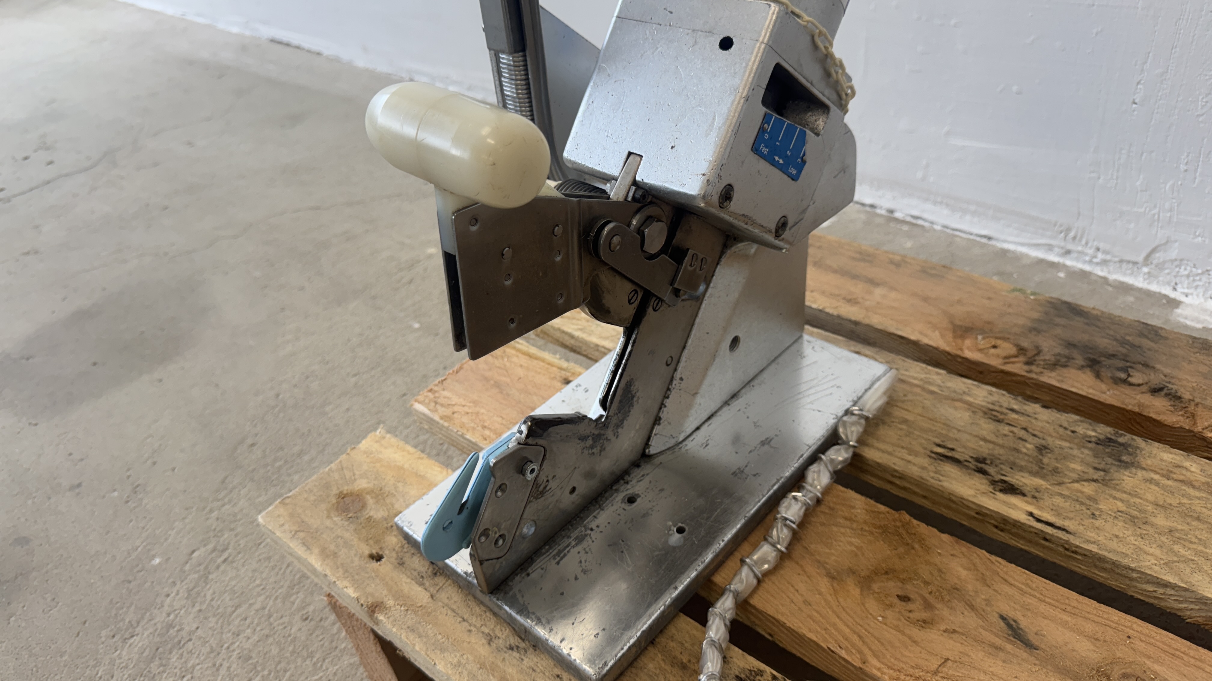 Used Clippsmaskin Poly Clip #2601