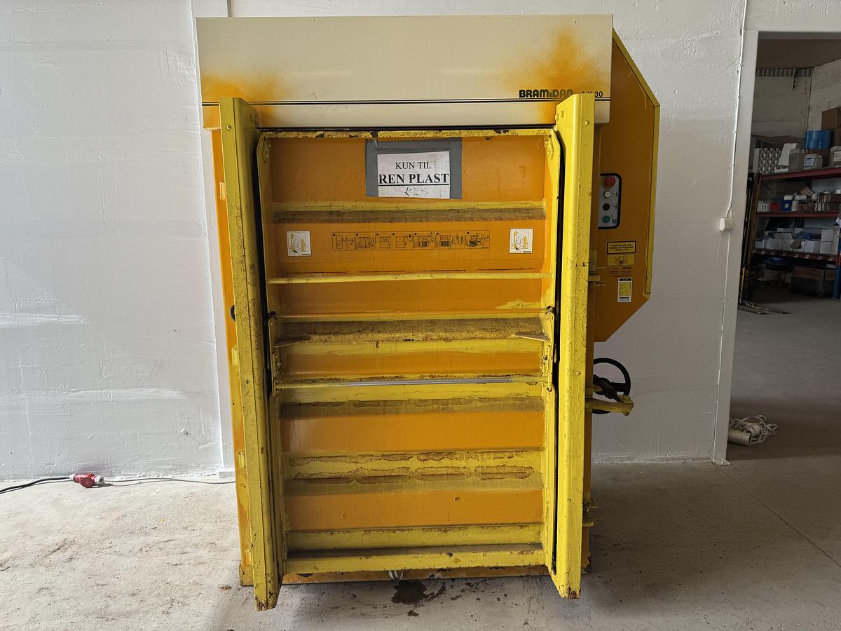 Used Press Bramidan 4-x 30 #2881