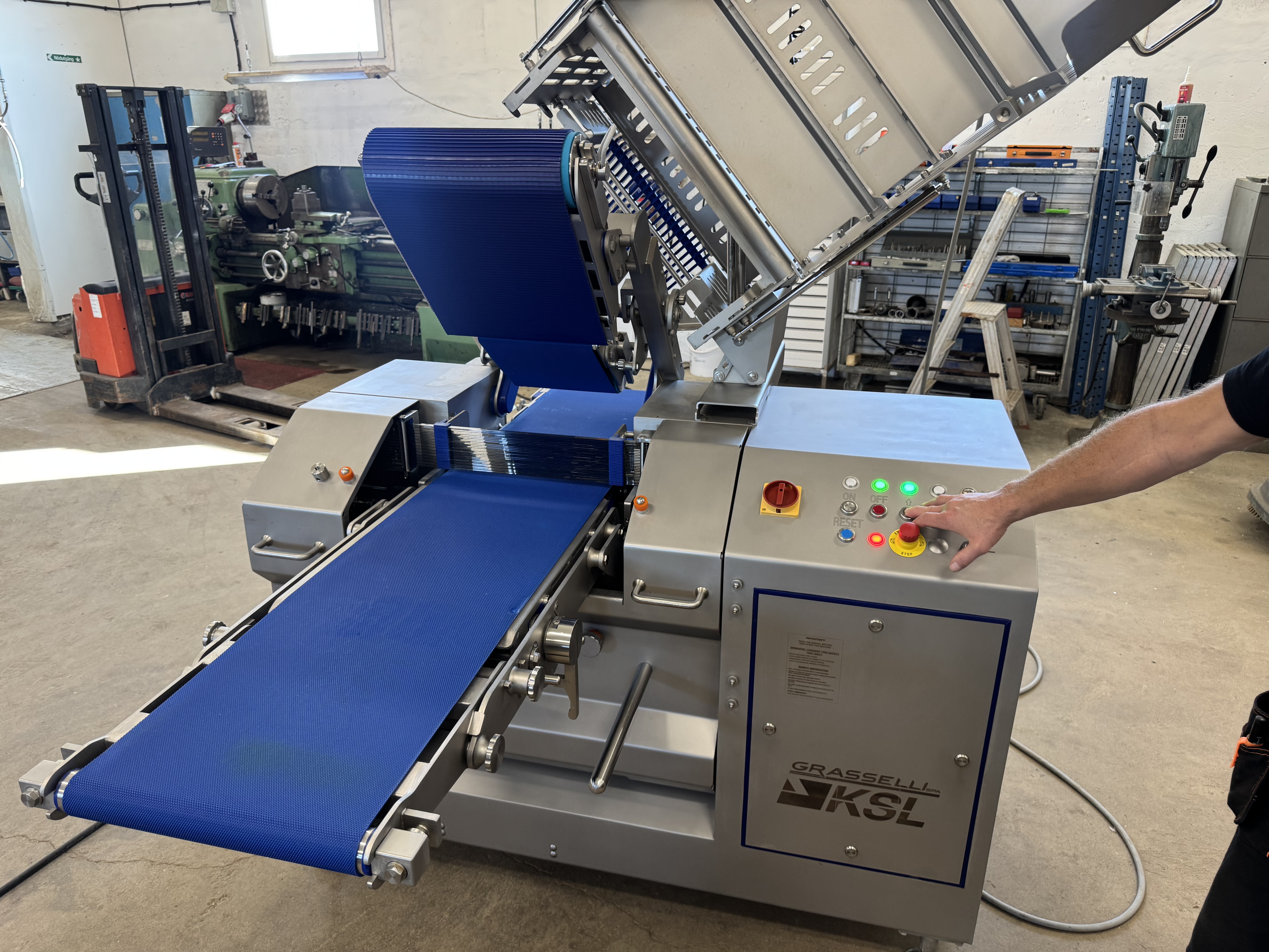 Used GRASSELLI KSL4 #2915