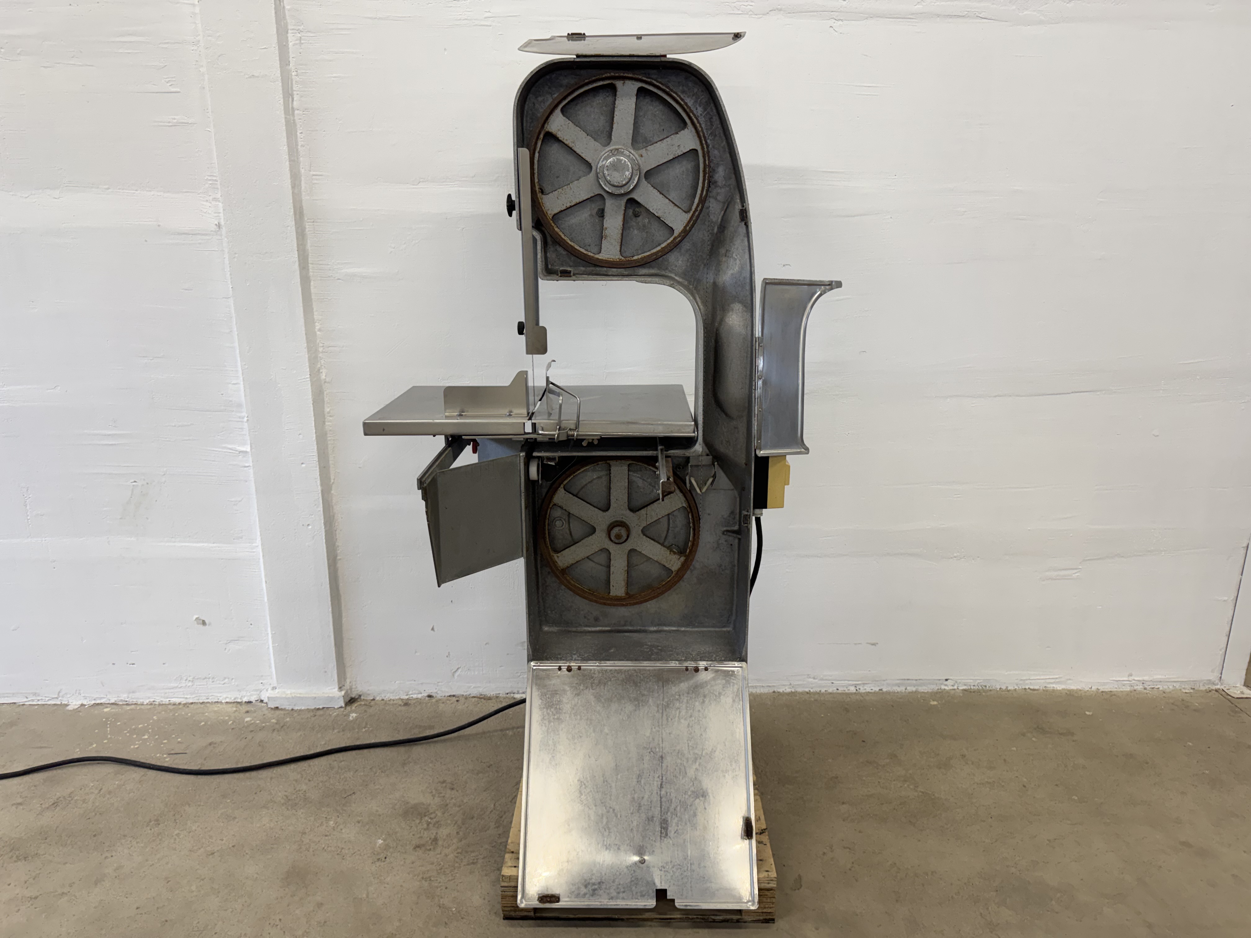 Used Bandsåg BM-35. Endast lämplig till hobbybruk #2856