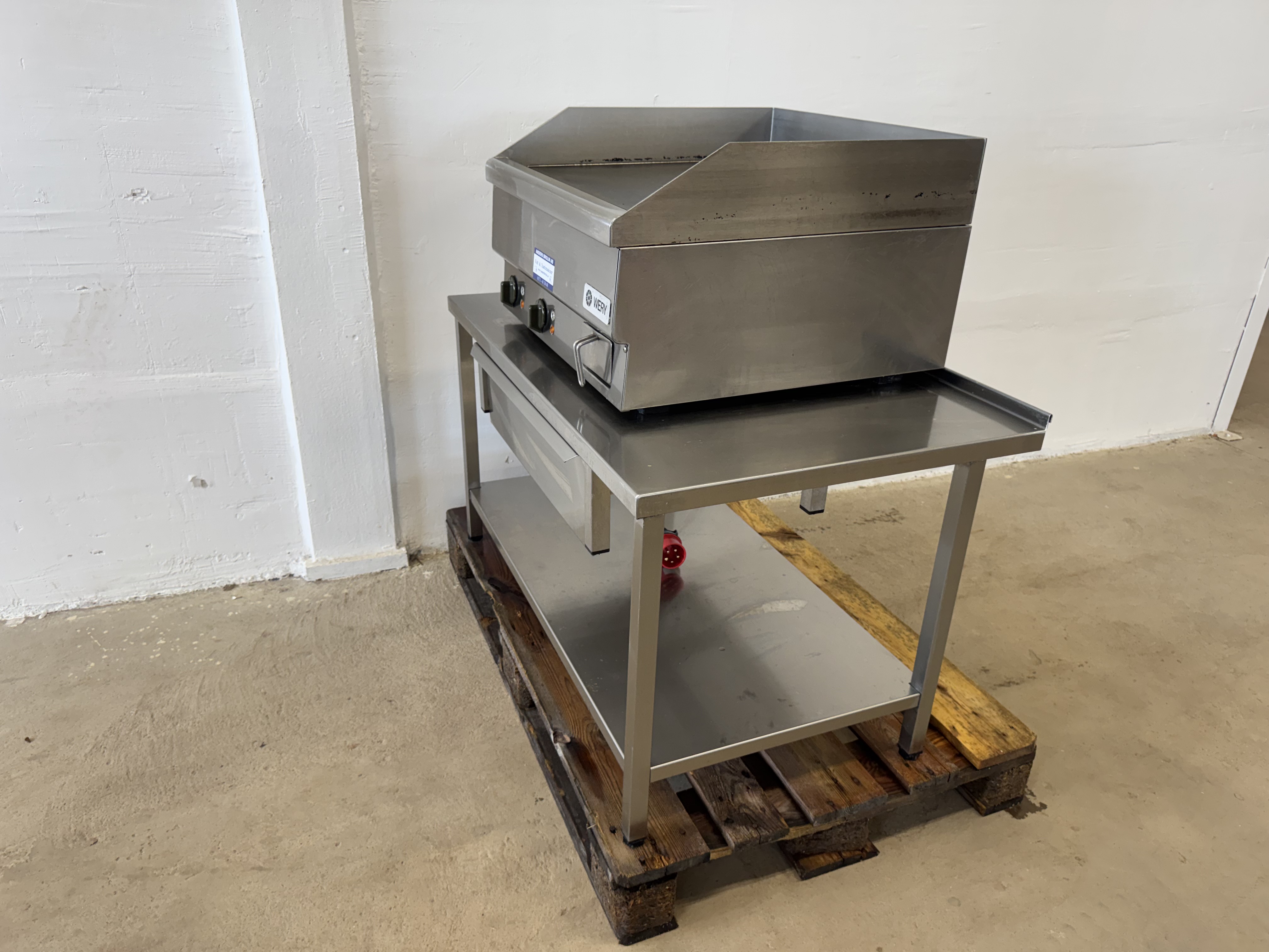 Used Stekbord Wery med bänk #2891