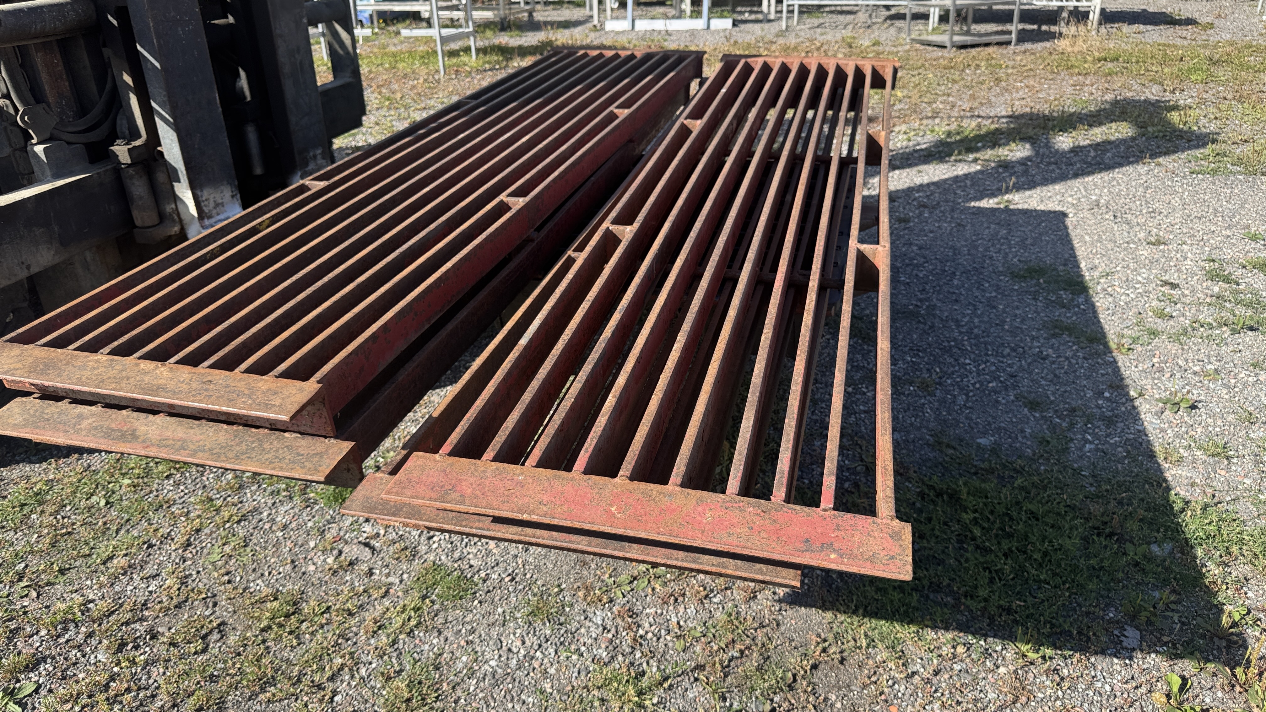 Spare Parts Galler 200x50cm