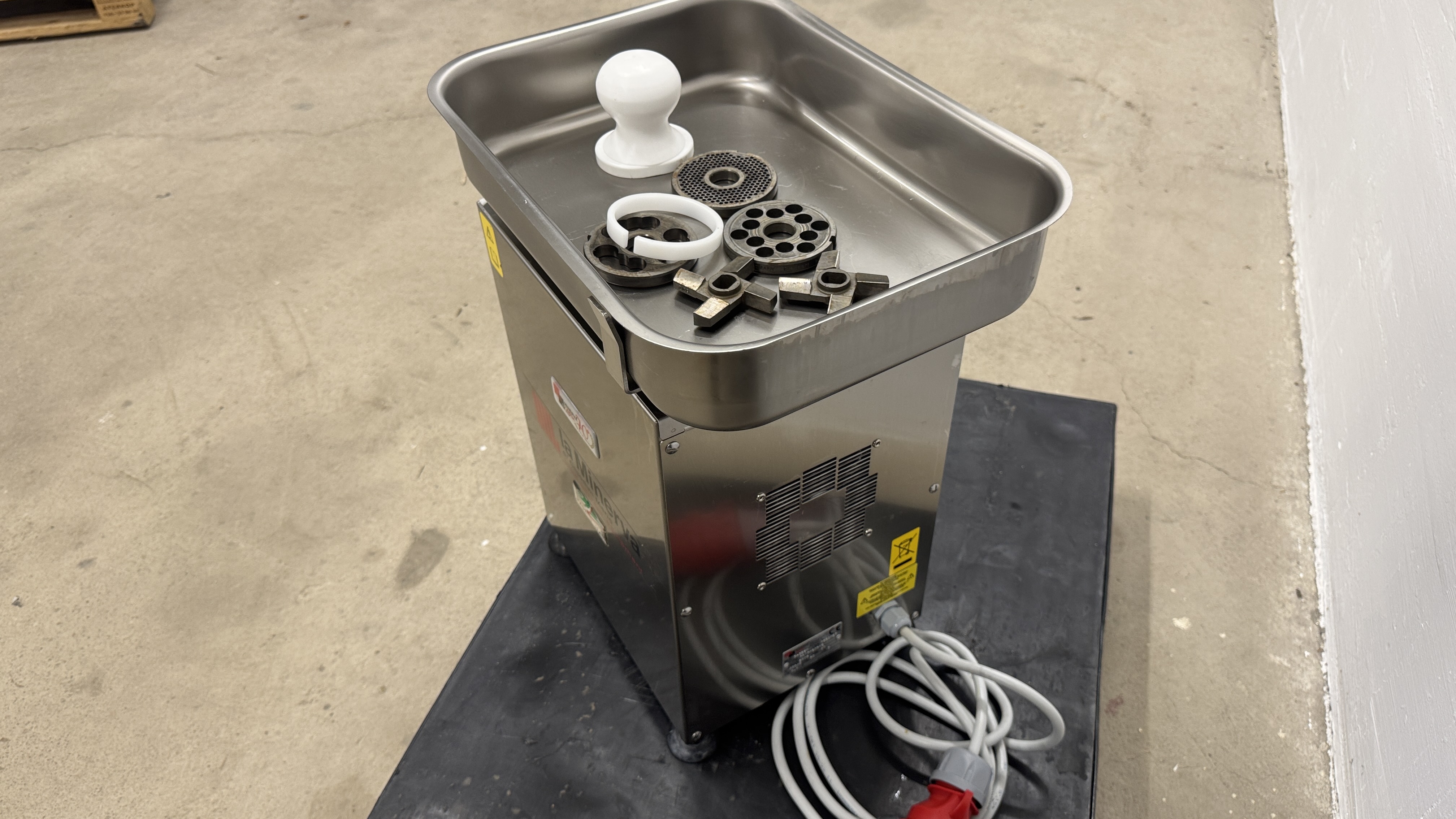 Used Köttkvarn La Minerva -2016 #2710