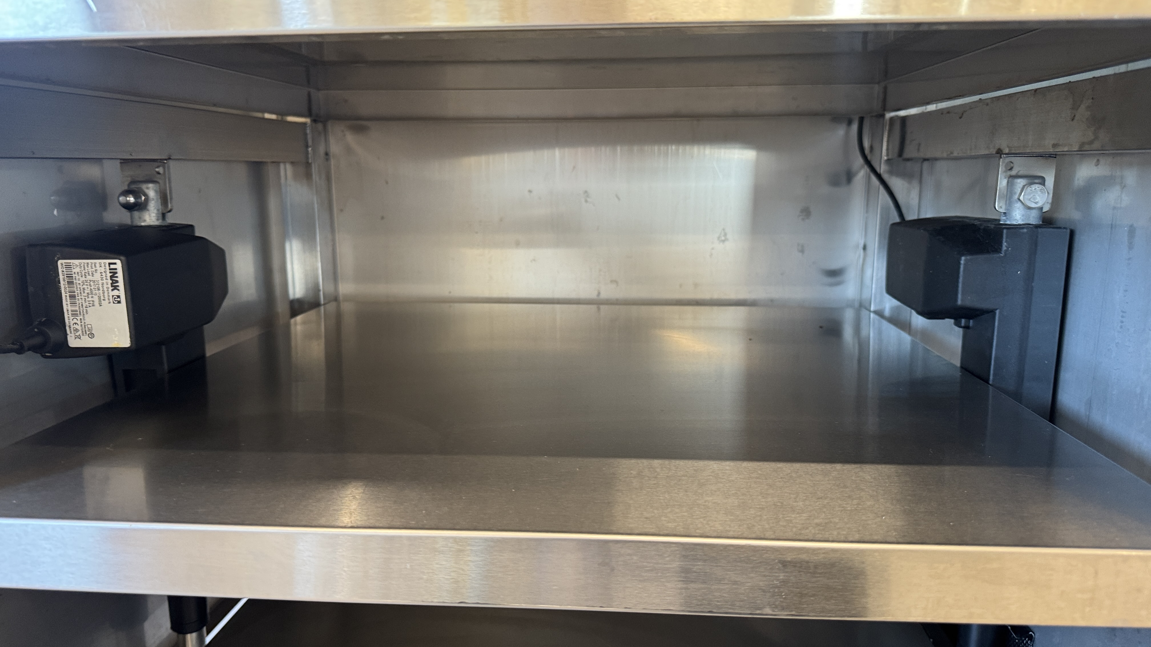 Used Höj och sänkbart bord 120x65cm #2680