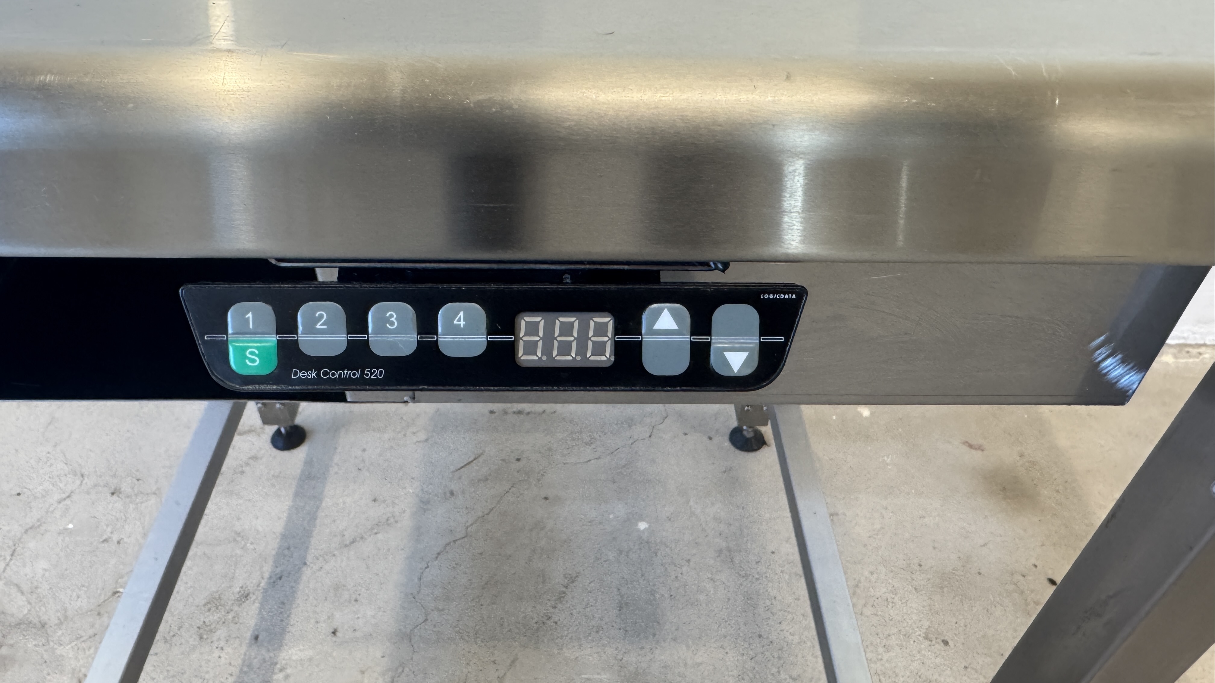 Used Höj och sänkbart bord Metos -2019 #2691