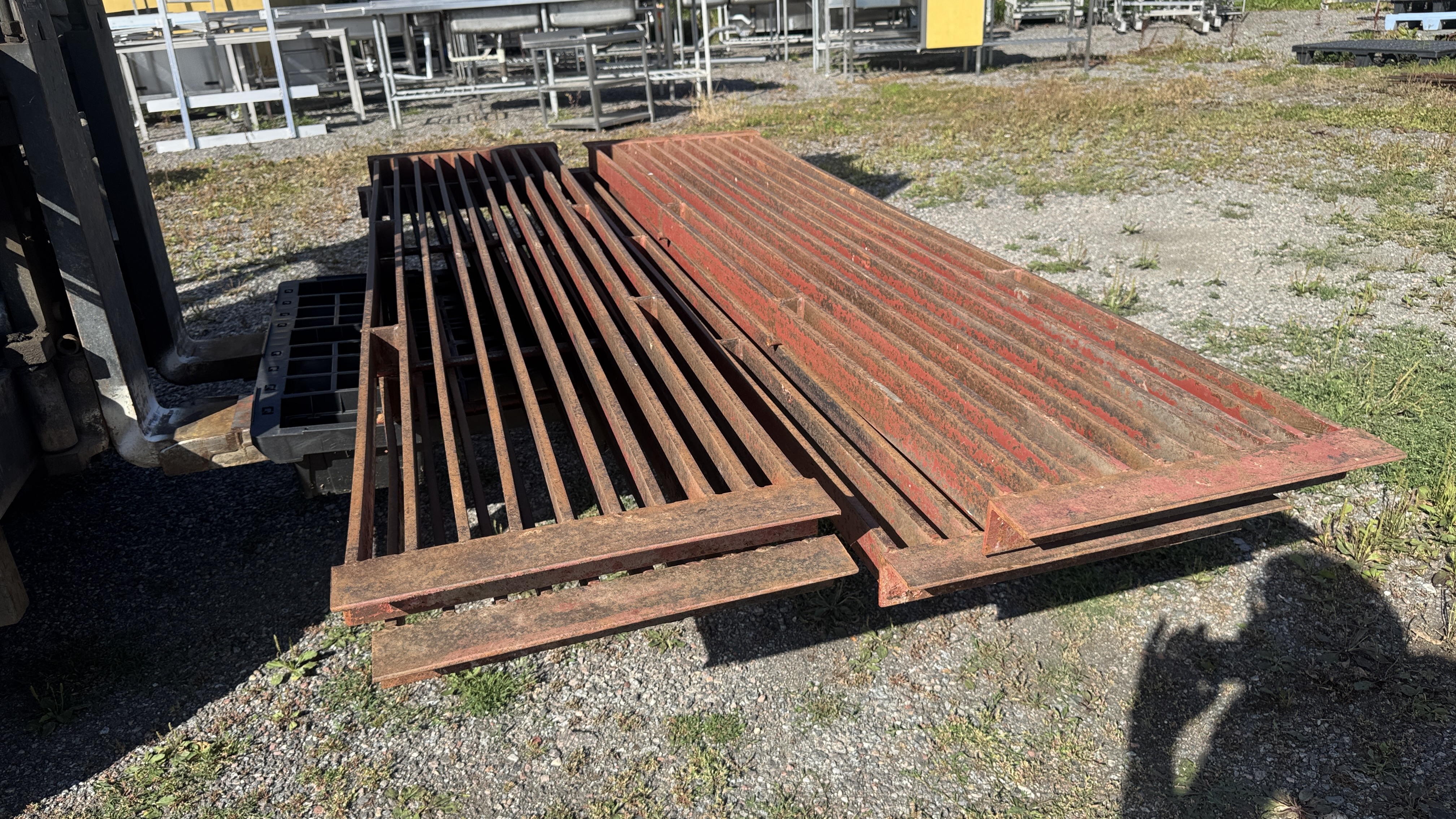 Spare Parts Galler 200x50cm