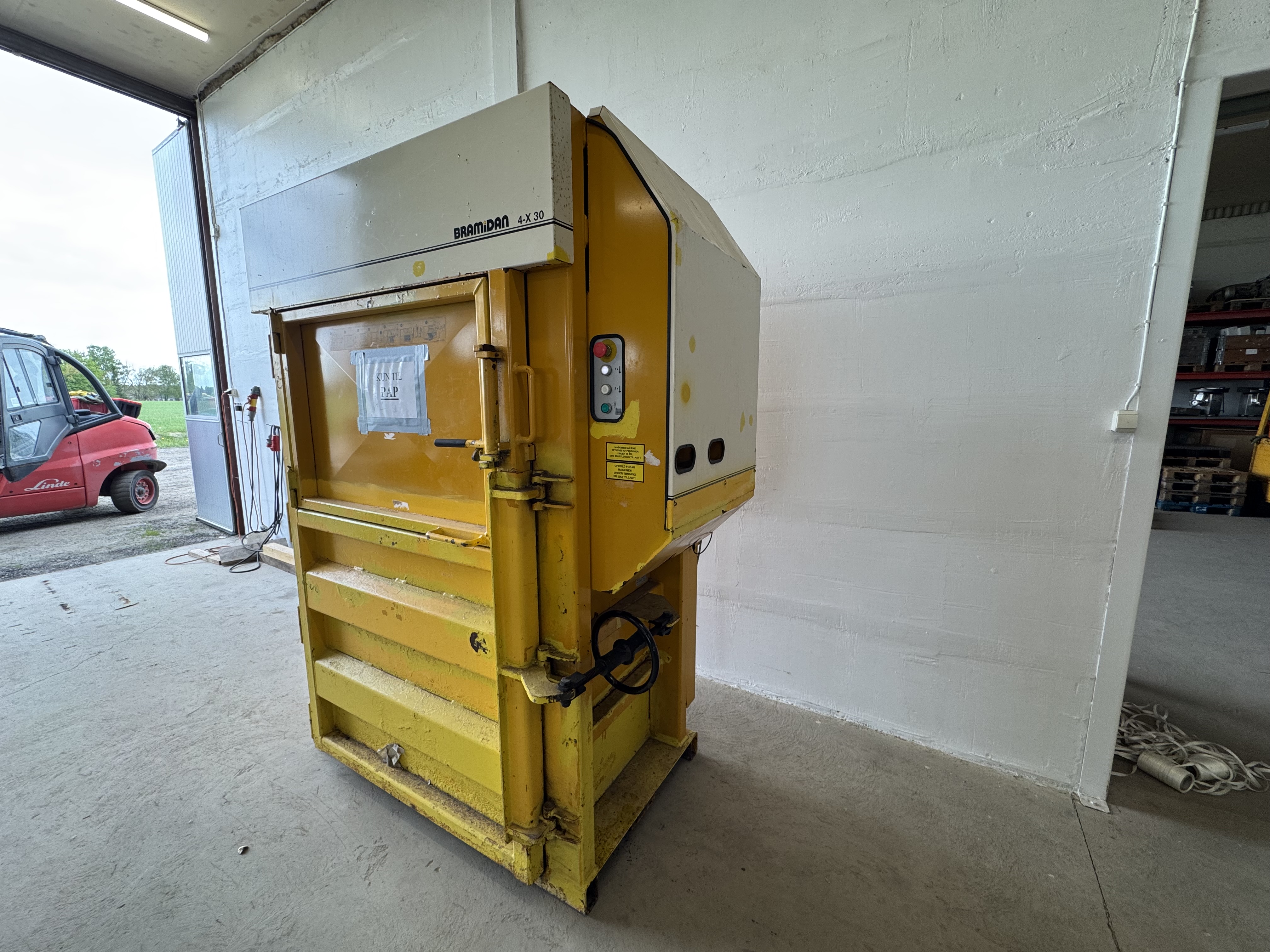 Used Press Bramidan 4-x 30 #2879
