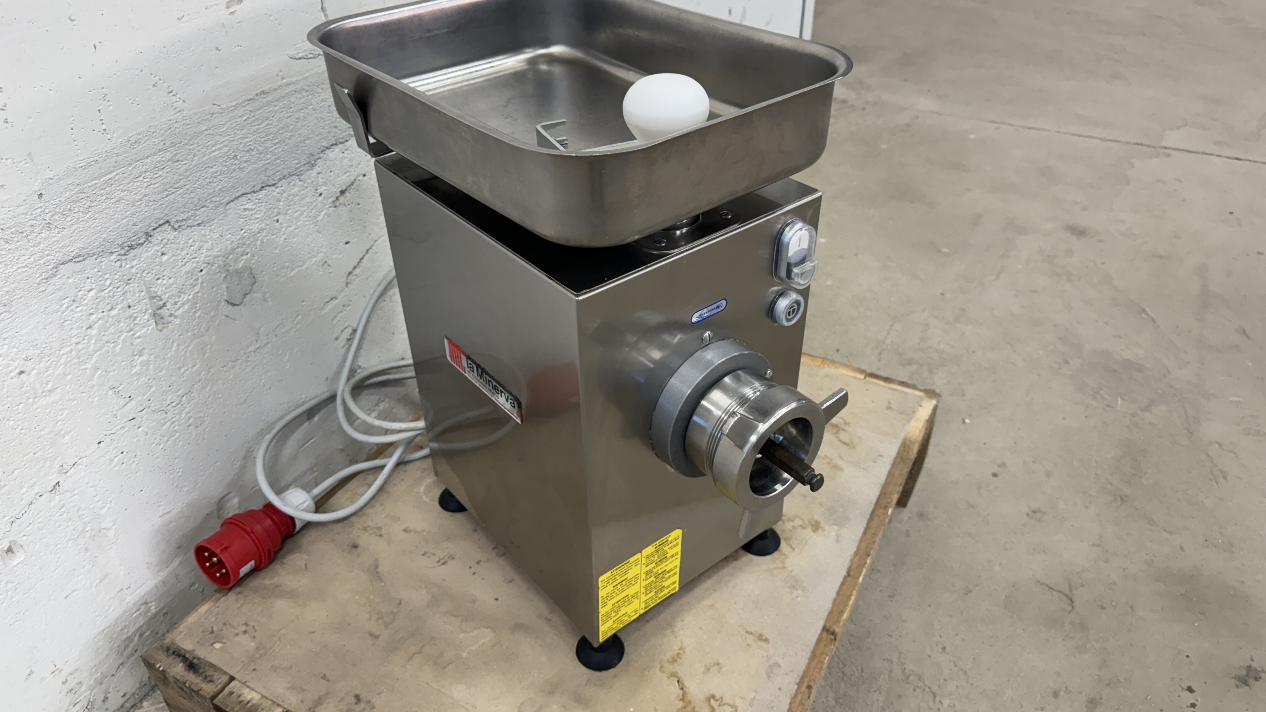 Used Köttkvarn La Minerva 22N (H82) -2018 #2421