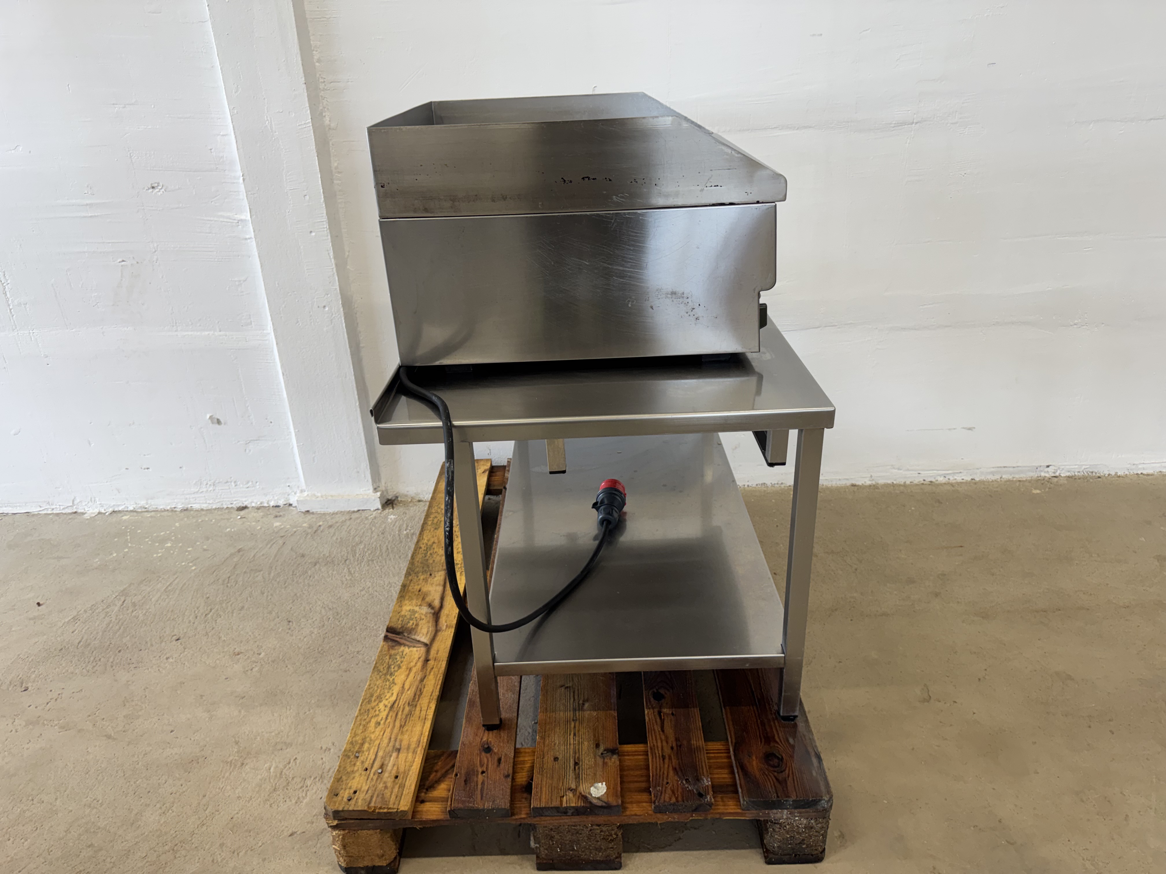 Used Stekbord Wery med bänk #2891