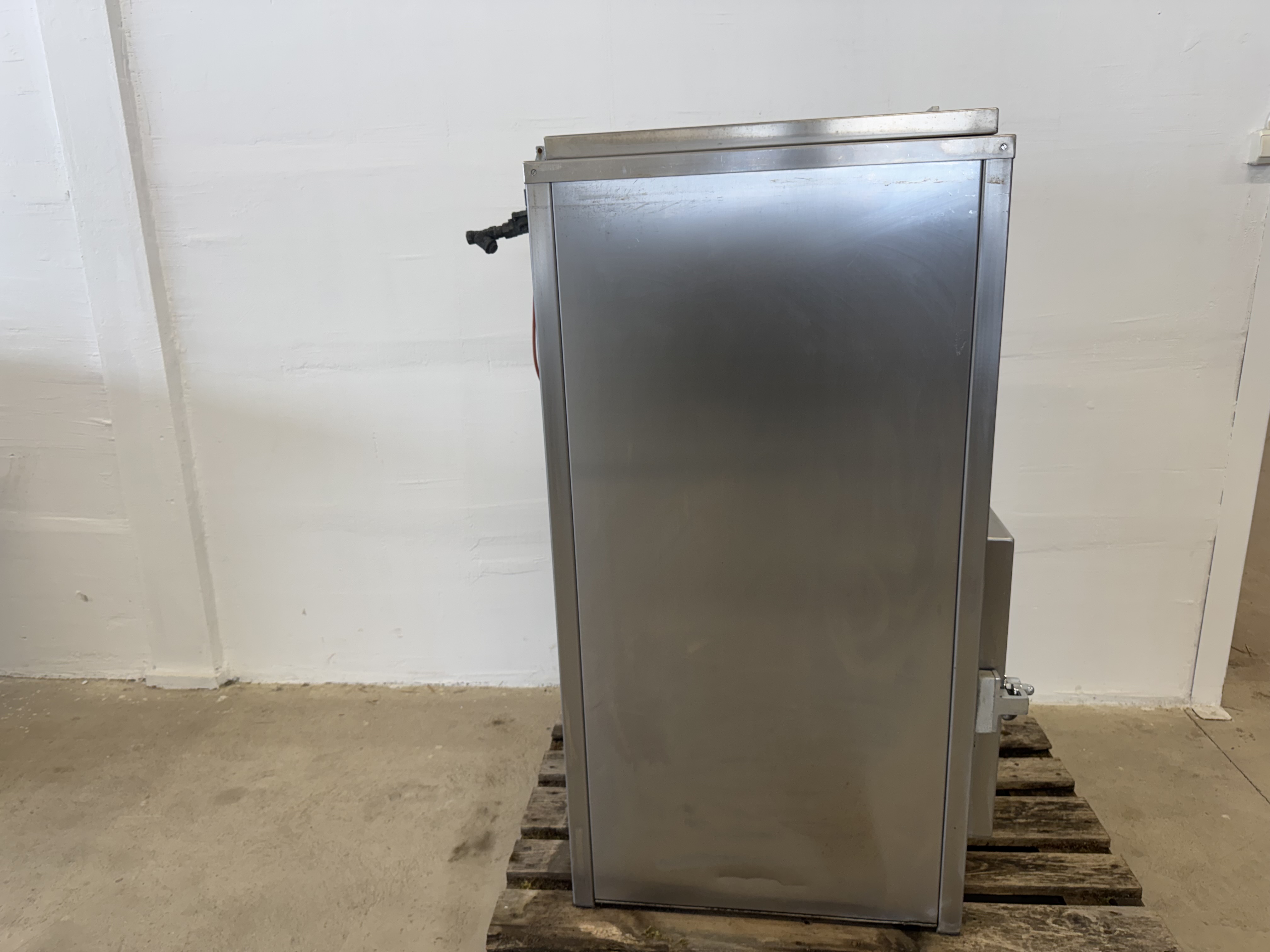 Used Bastra 200 rökskåp #2822