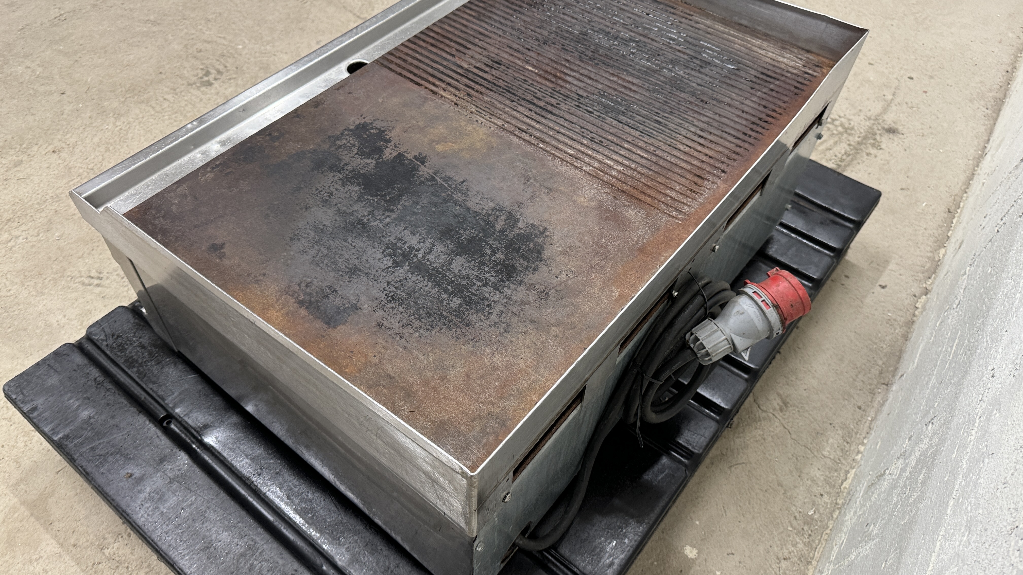 Used Stekbord 80x62cm #2208