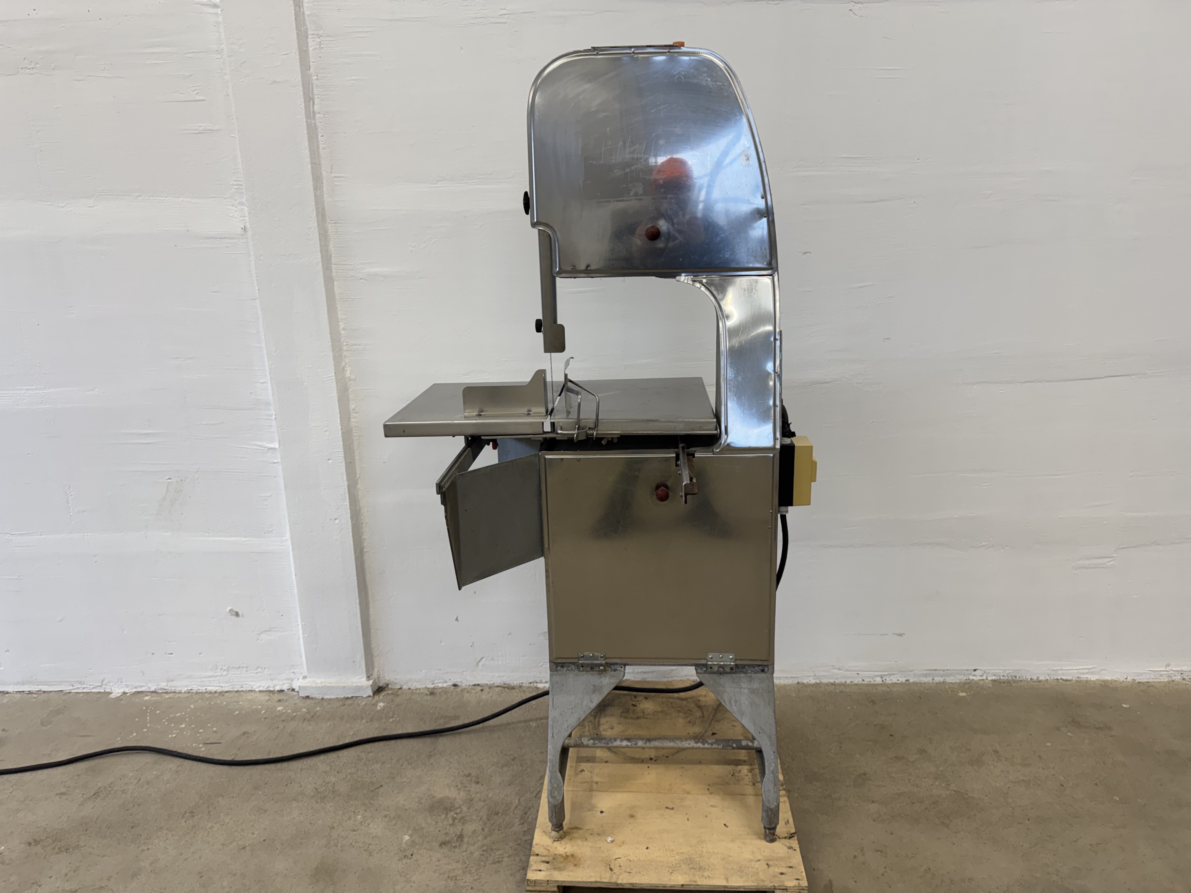 Used Bandsåg BM-35. Endast lämplig till hobbybruk #2856