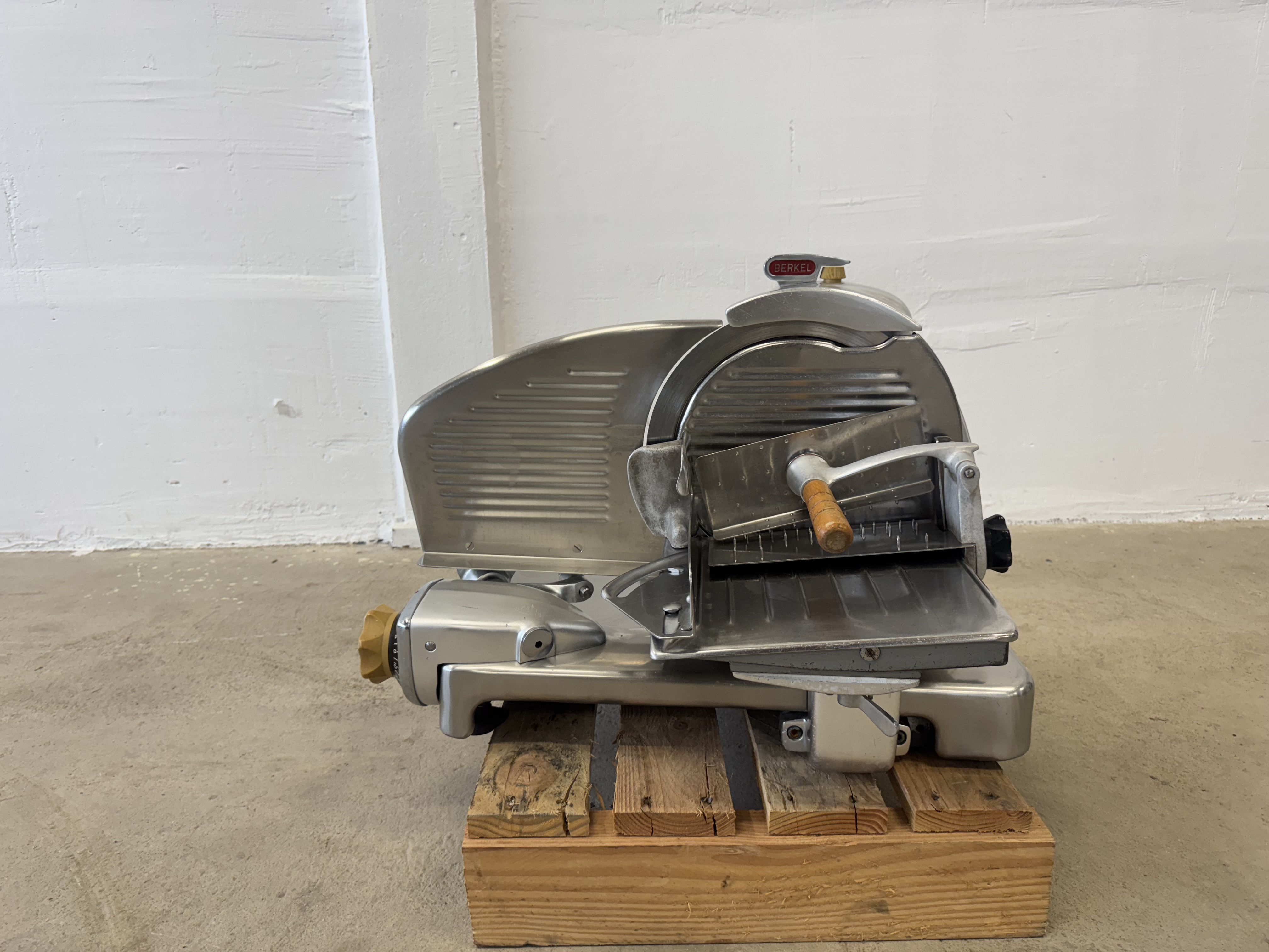 Used Berkel 834 skärmaskin #2670