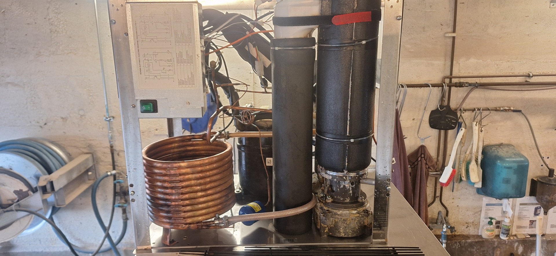 Used Ismaskin (flakes) Follett Lits700SG med vagn #2678