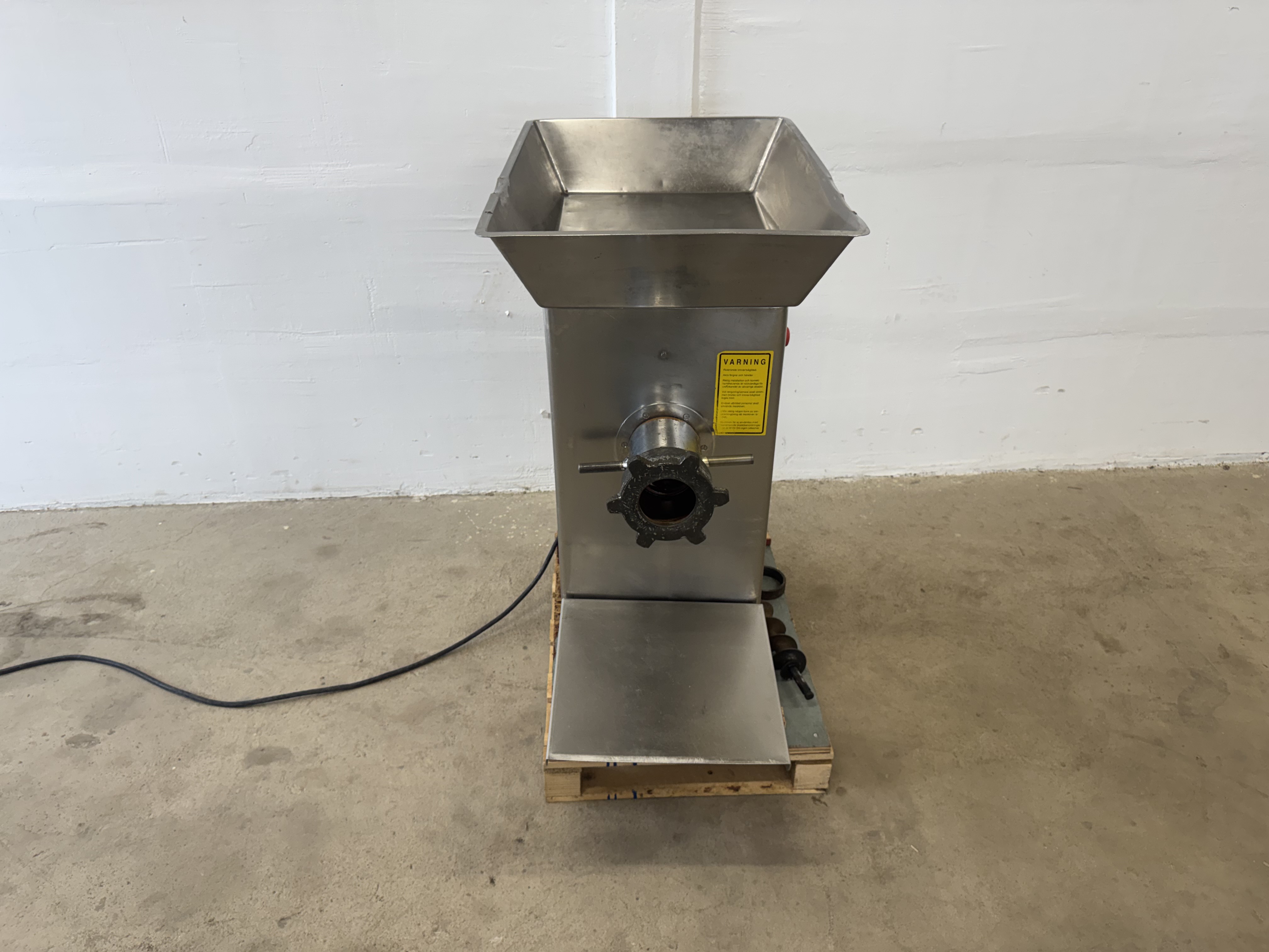 Used Köttkvarn BM C106 #2982