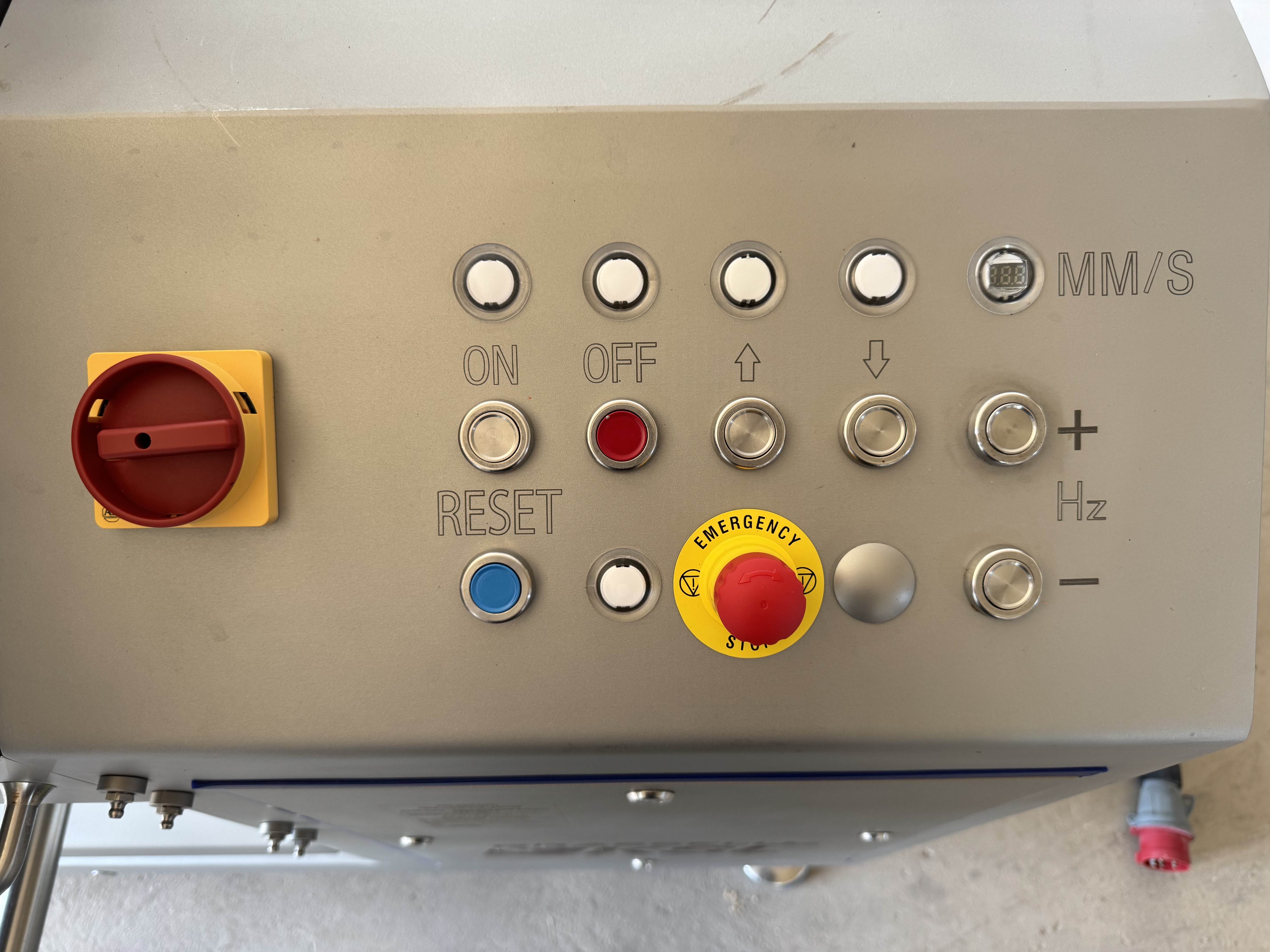 Used GRASSELLI KSL4 #2915