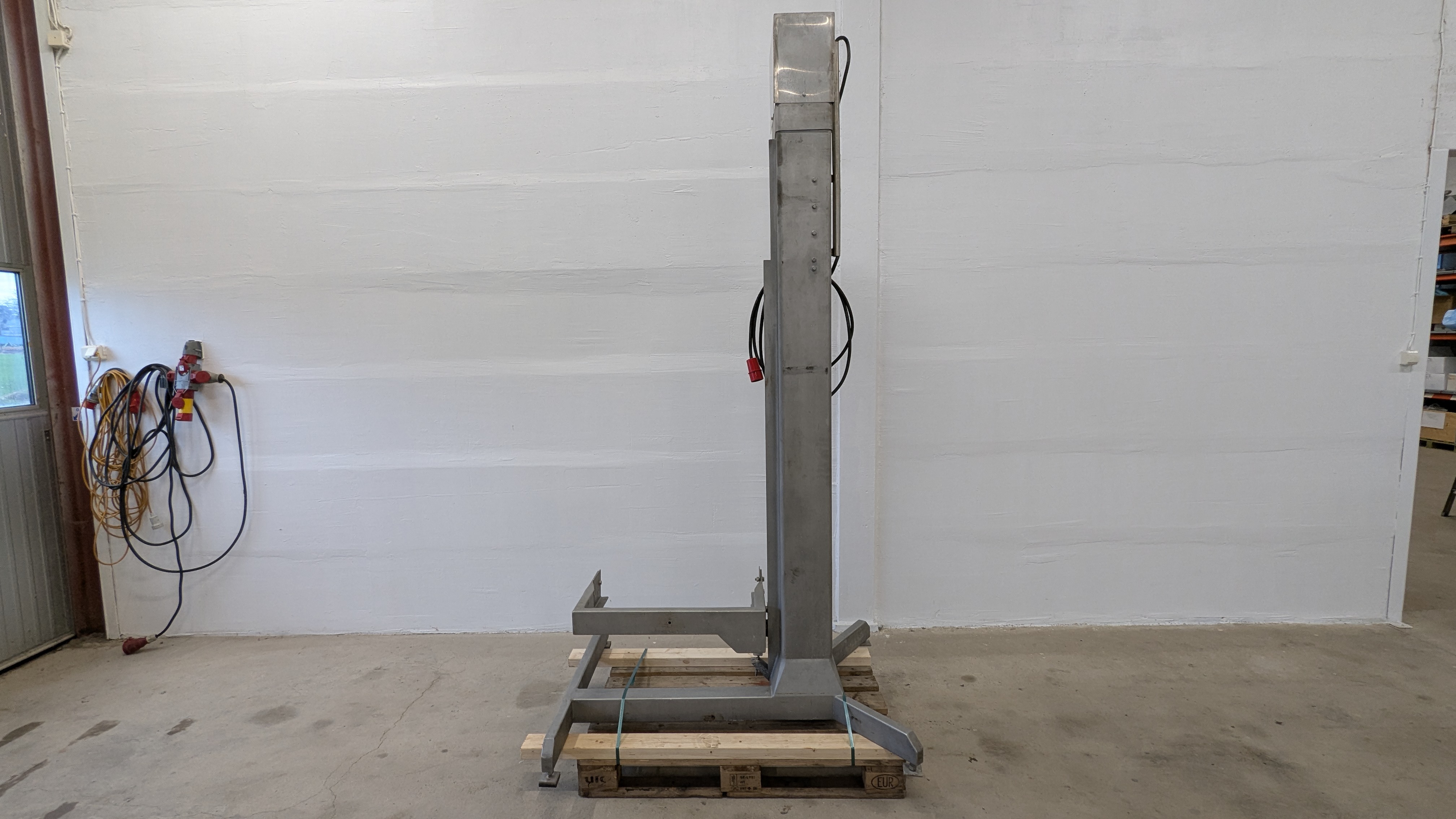 Used Skänkvagnslyft  #2742