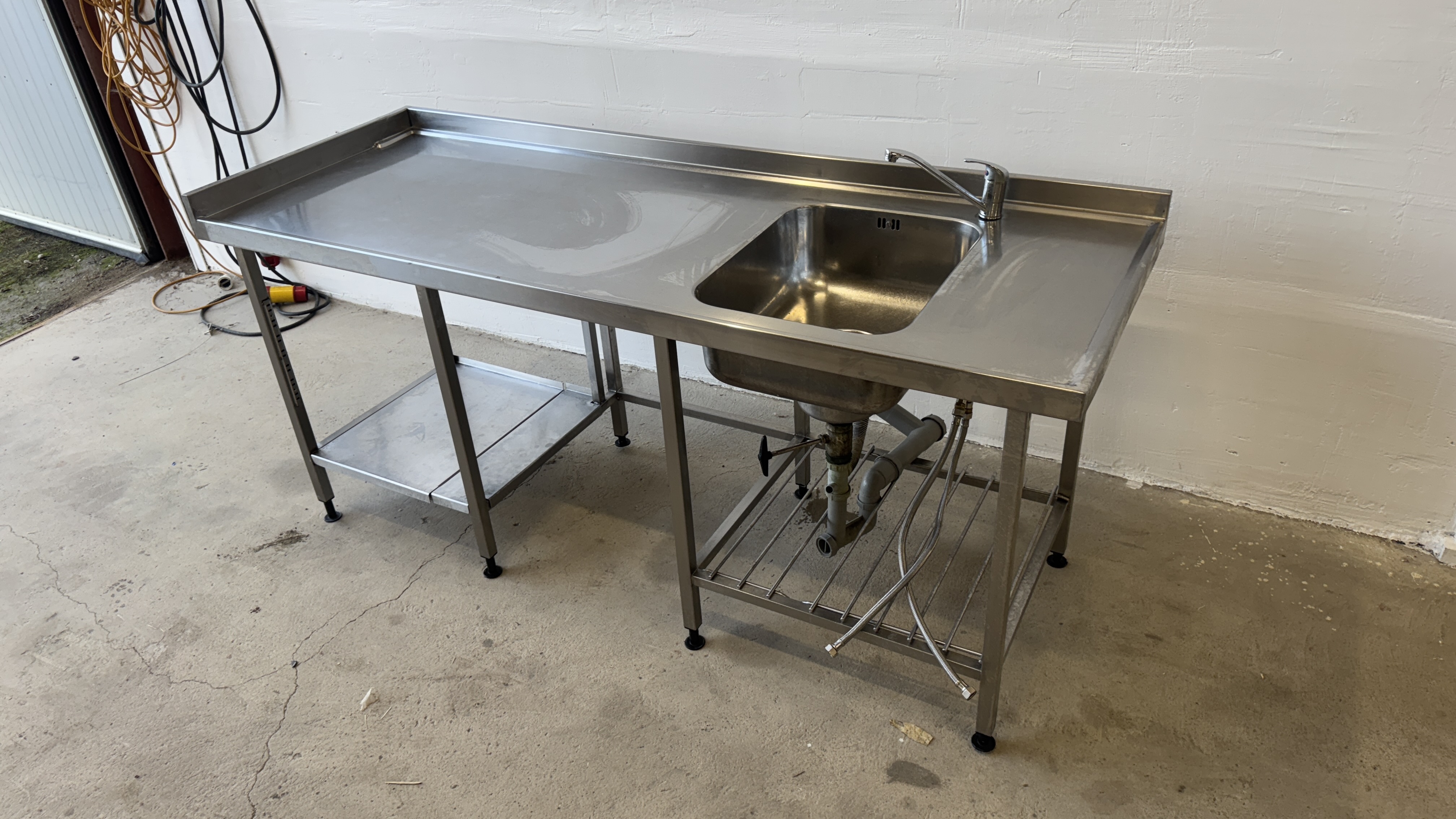 Used Diskbänk 190x70cm