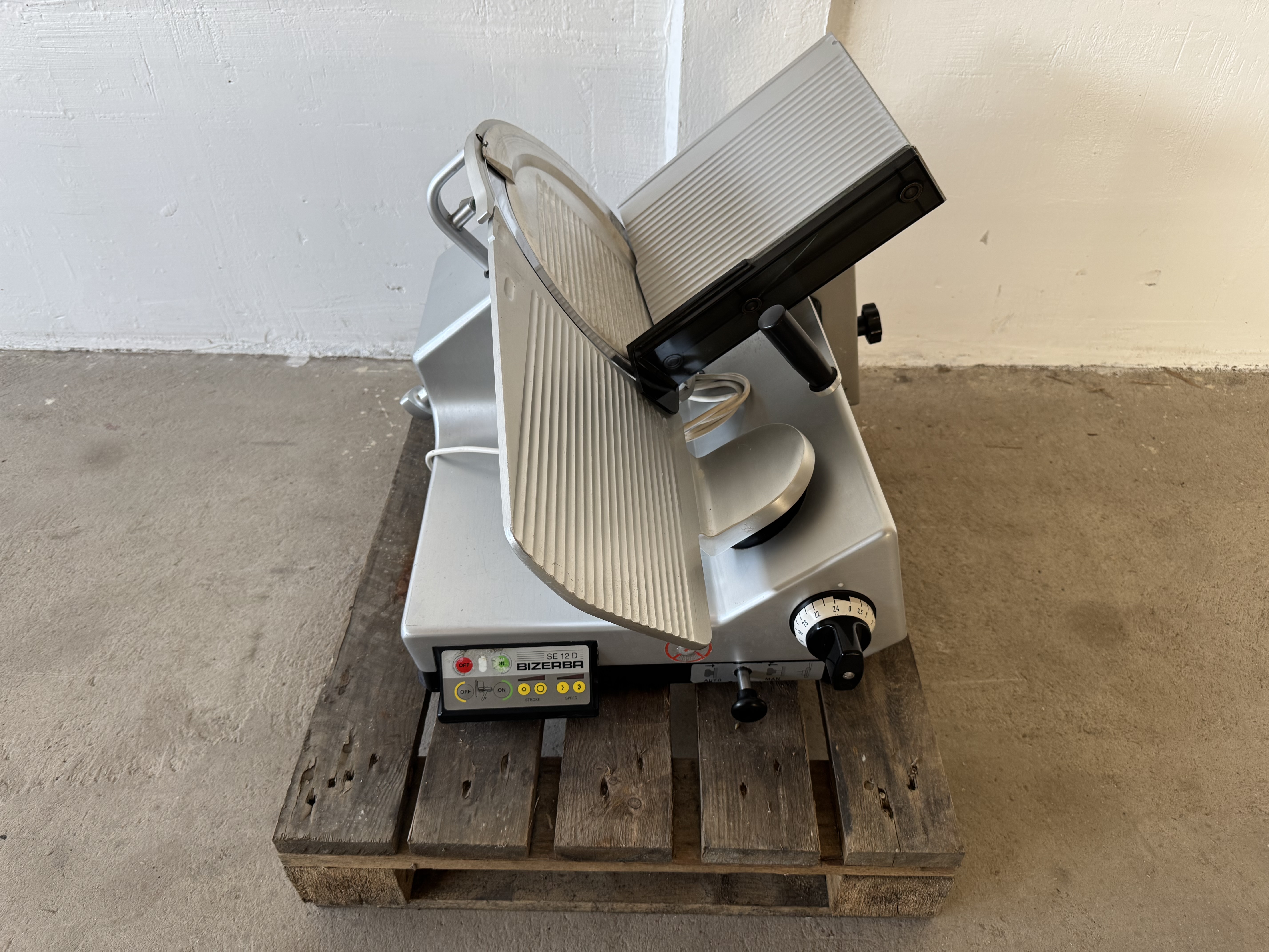 Used Bizerba SE 12 D #2802