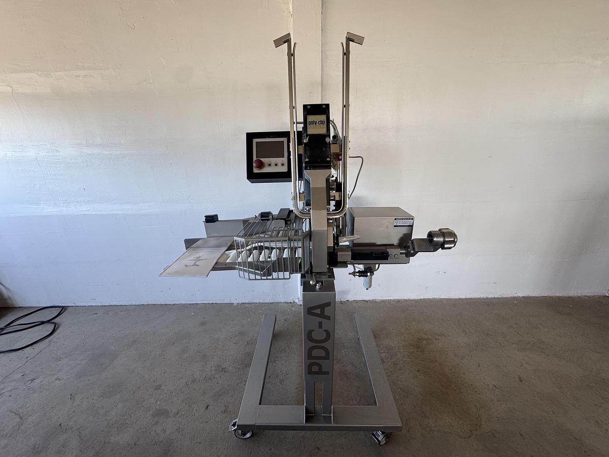 Used Poly-clip PDC-A 700 #2865