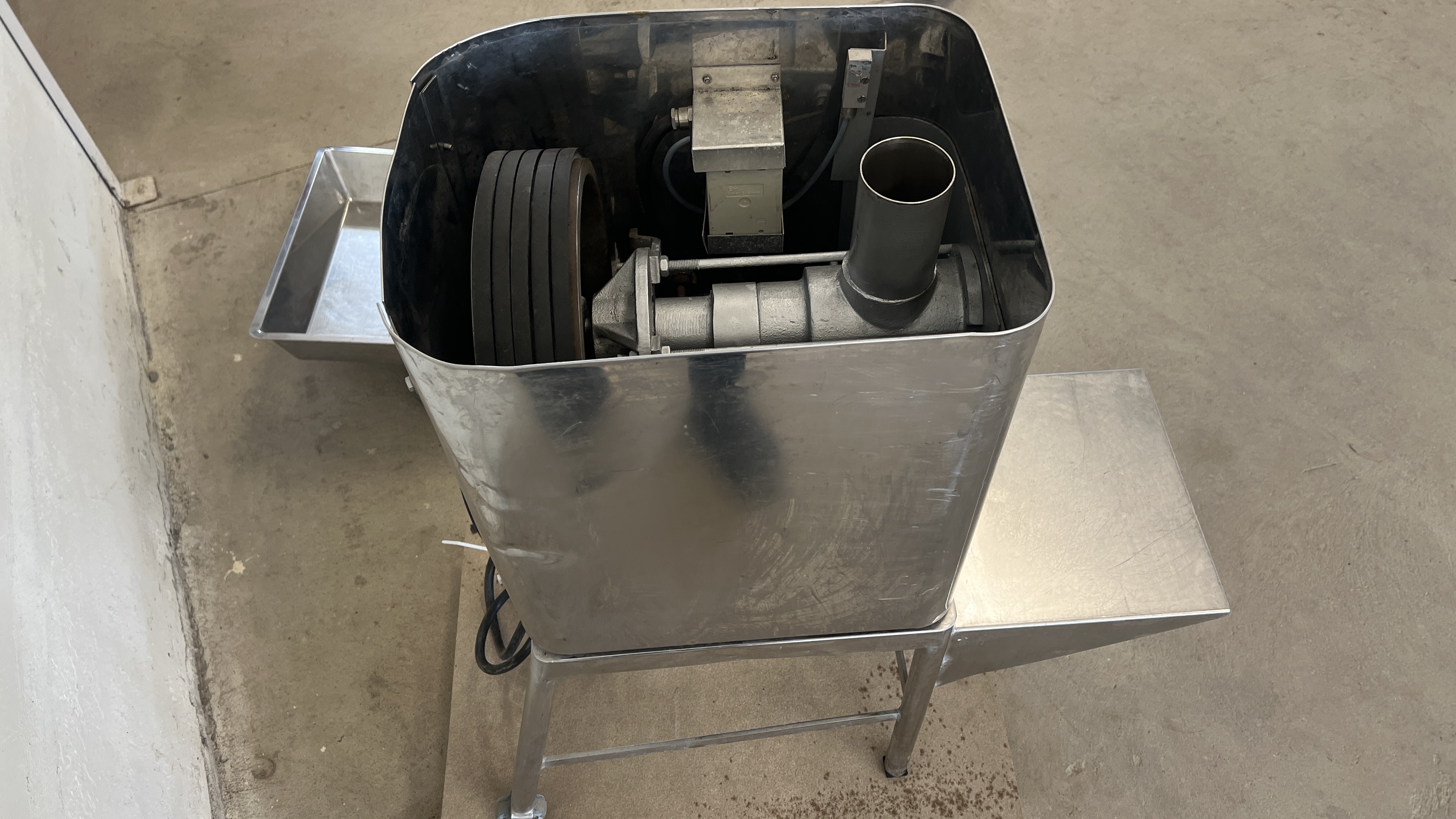 Used Köttkvarn Bankeryd A-90-B