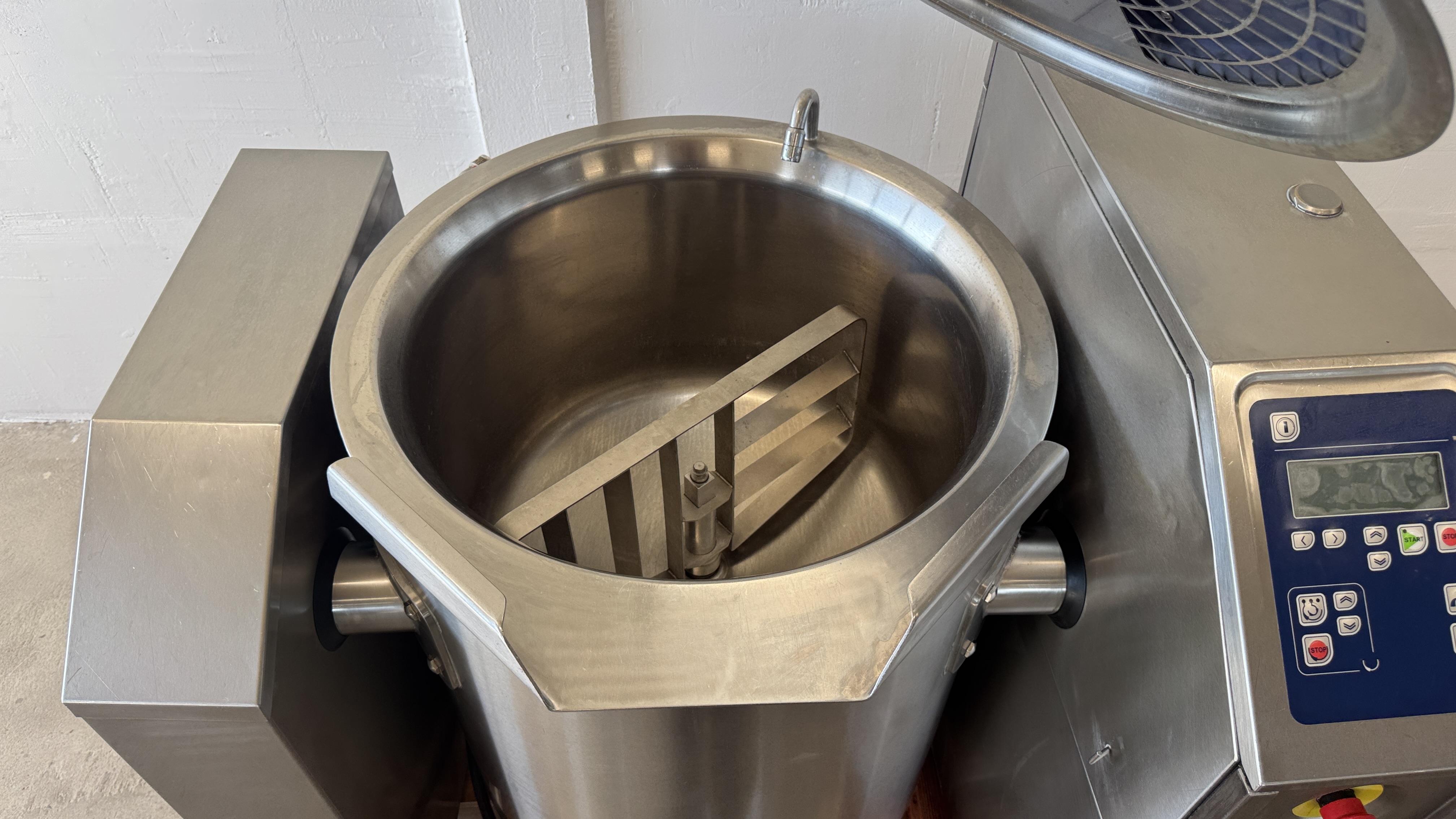 Used Kokgryta Steeltech 100liter -2012 #2595