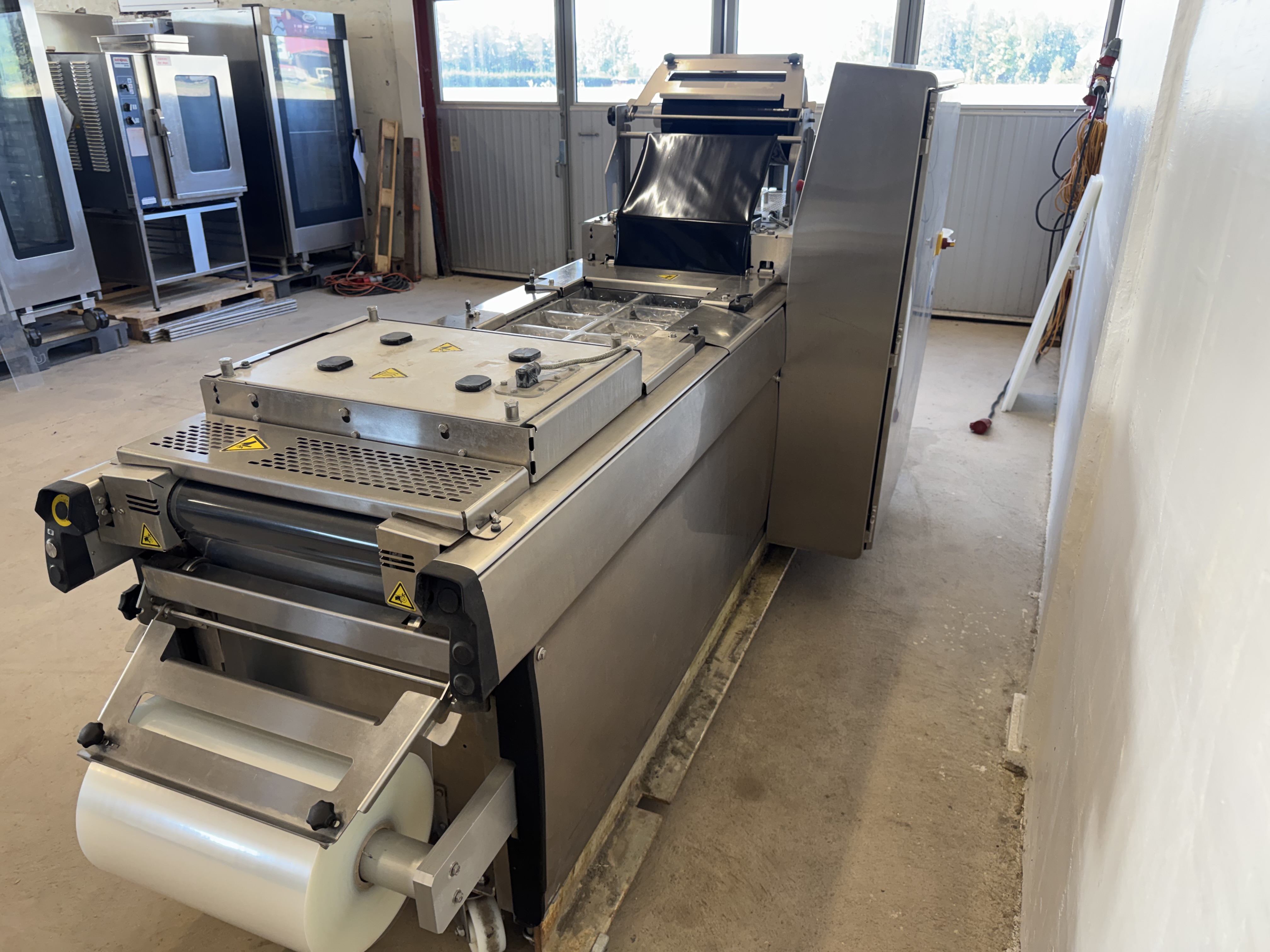 Used Djupdragare Machine Multivac R085 #2945