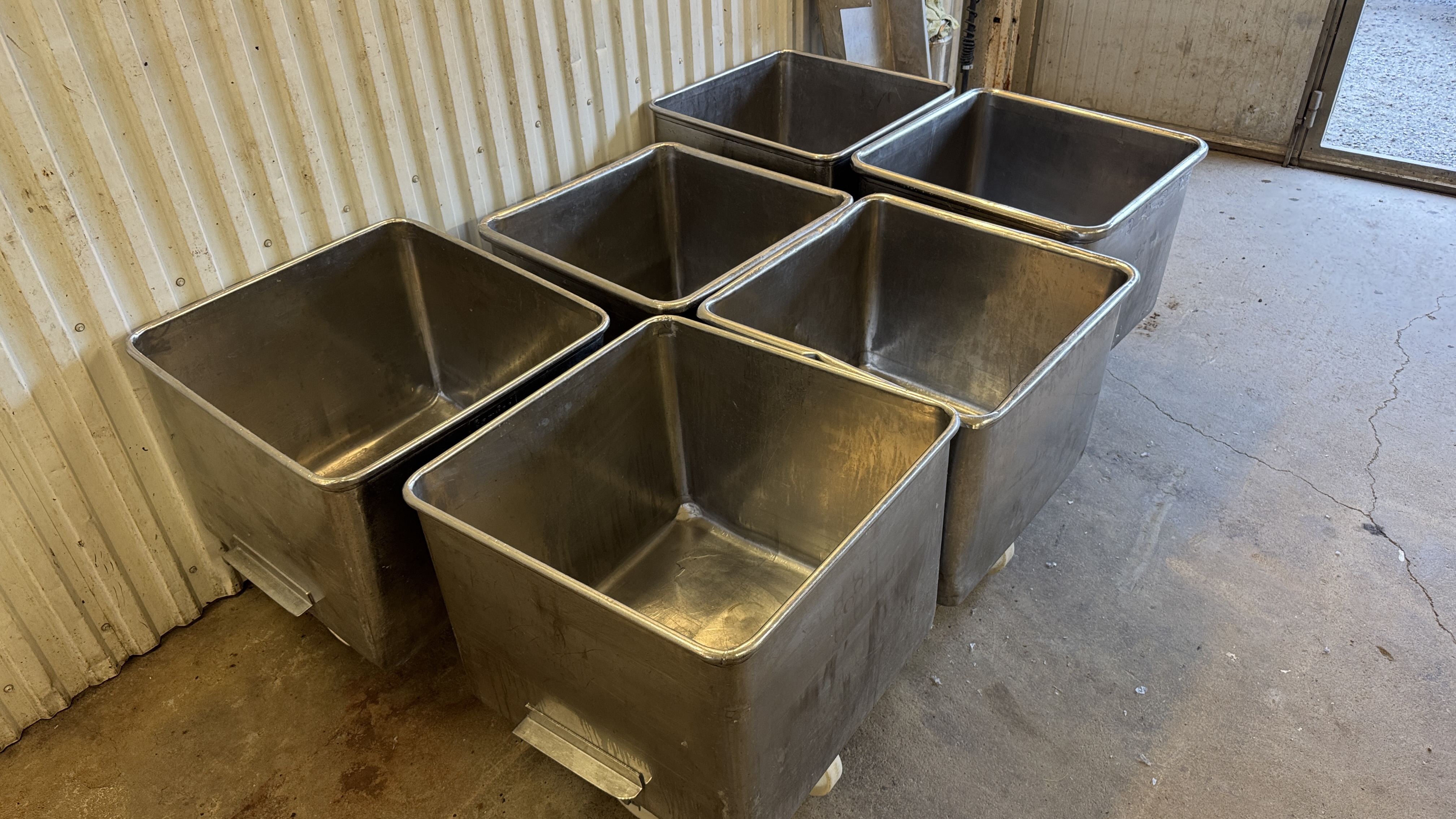 Other Beg. Skänkvagnar 200l