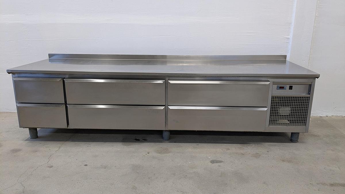 Used Bänk 240*70*62