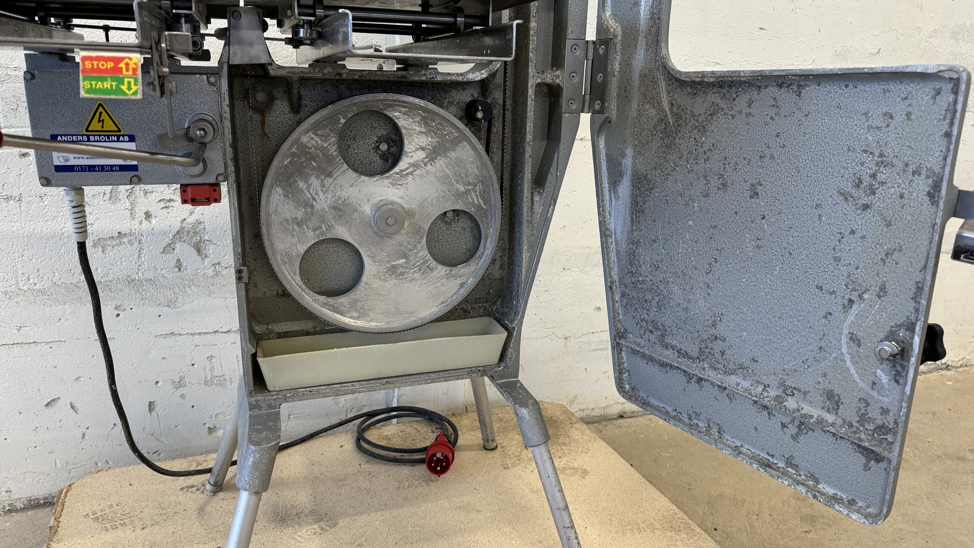Used Köttbandsåg KT-400 #2244