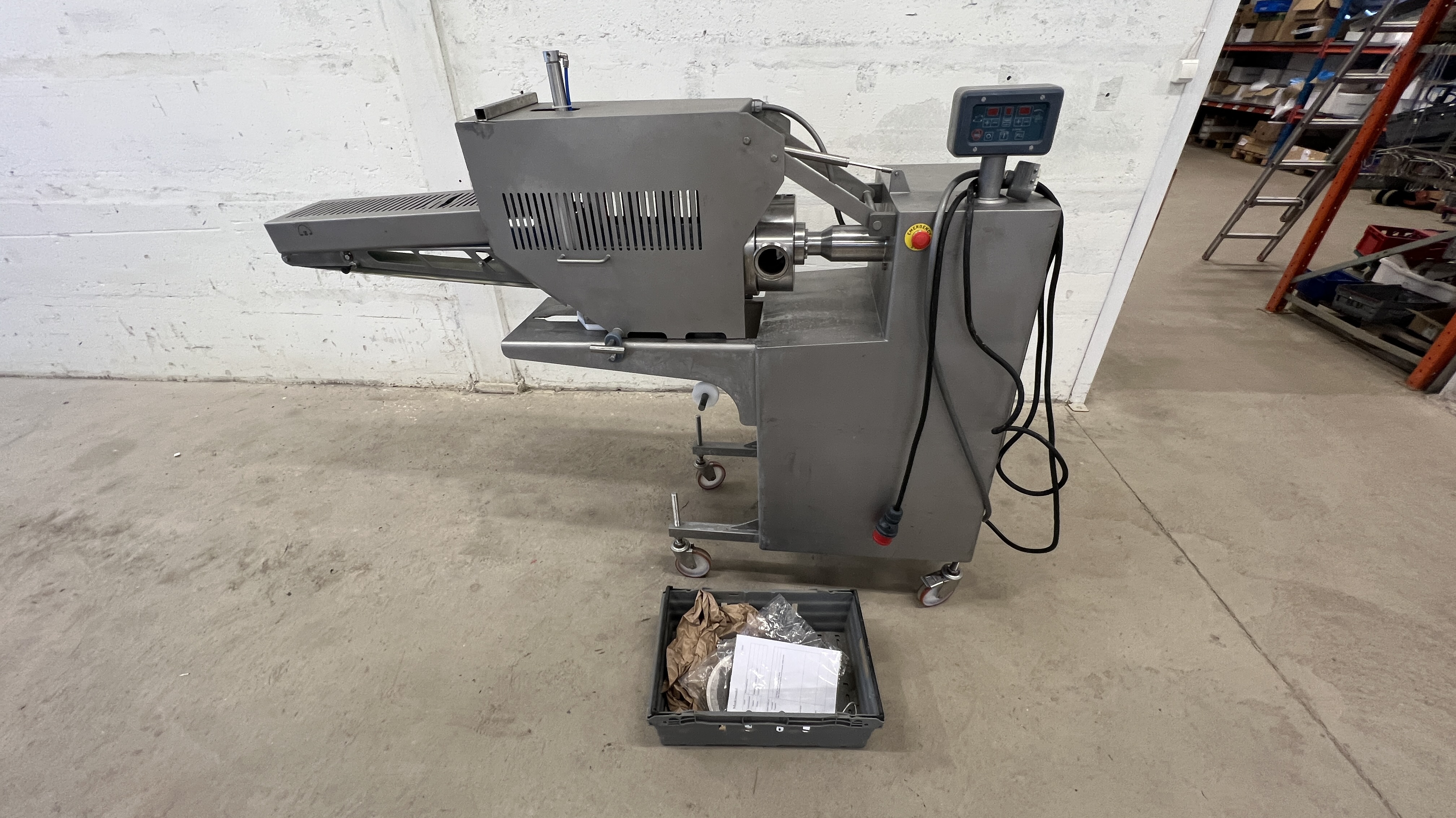 Used Köttfärsportionerare Risco -2015 #1950