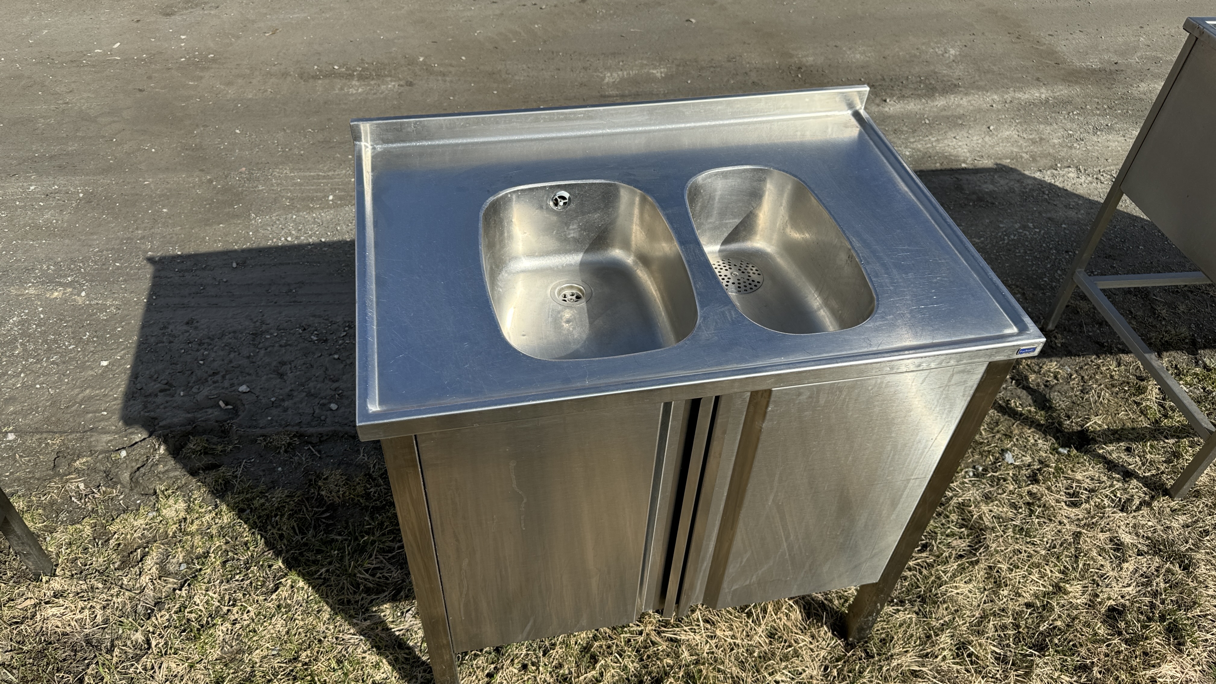 Used Diskbänk 90x62cm