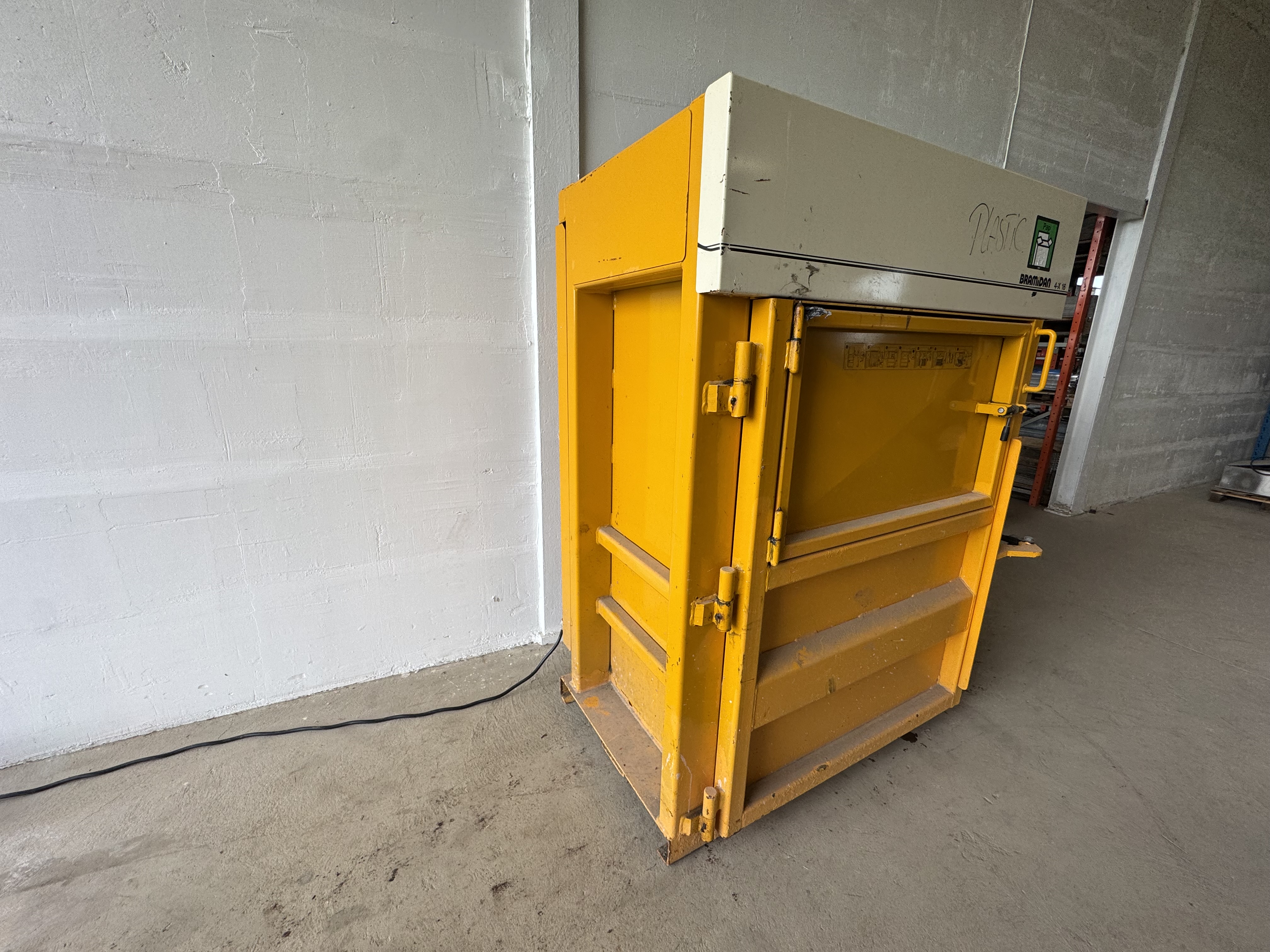 Used Press Bramidan 4-x 16 #2880