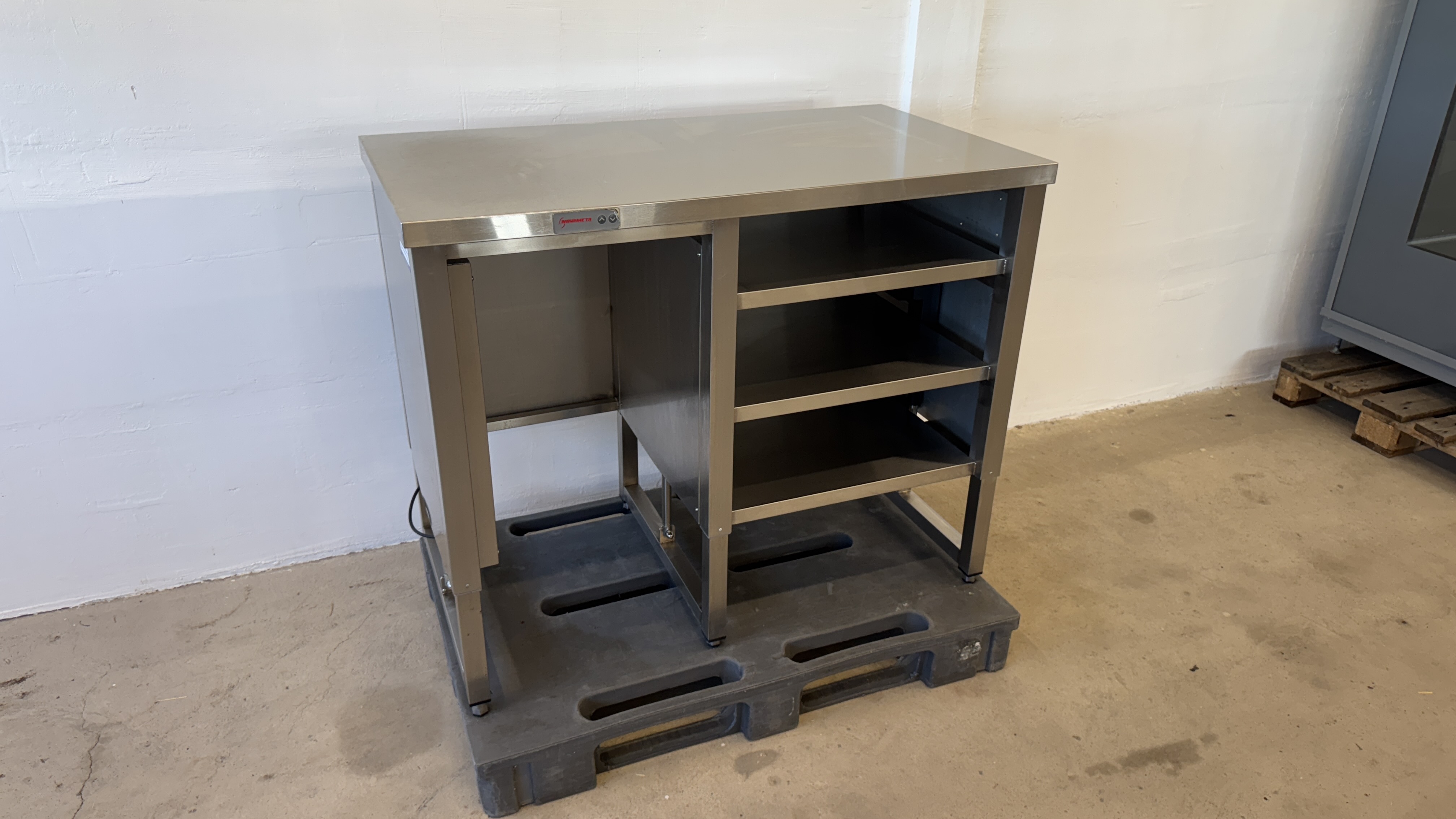 Used Höj och sänkbart bord 120x65cm #2683