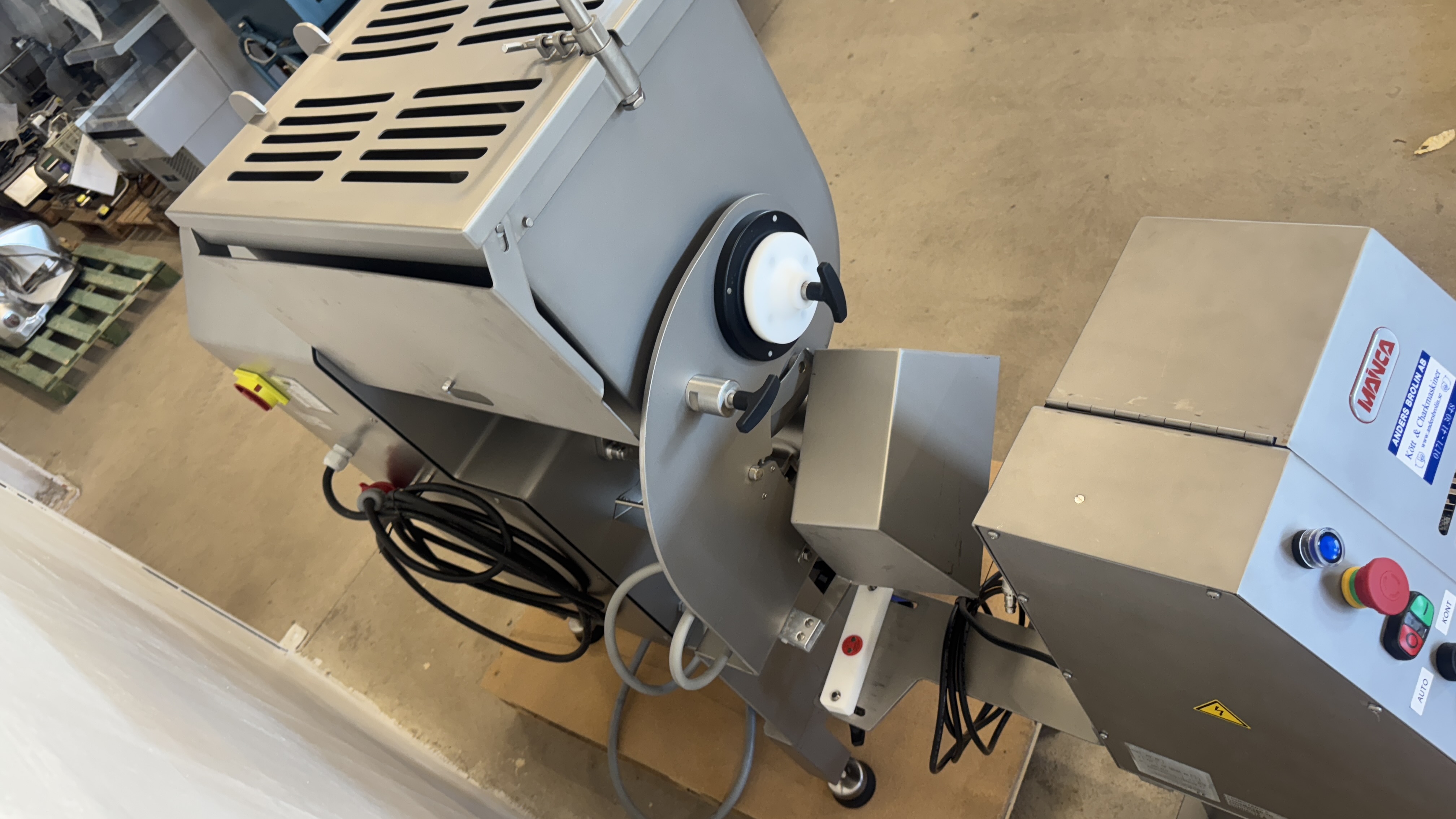 Used Blandarkvarn med Portionerare Mainca MG-95 och PR-50 -2019 #2687