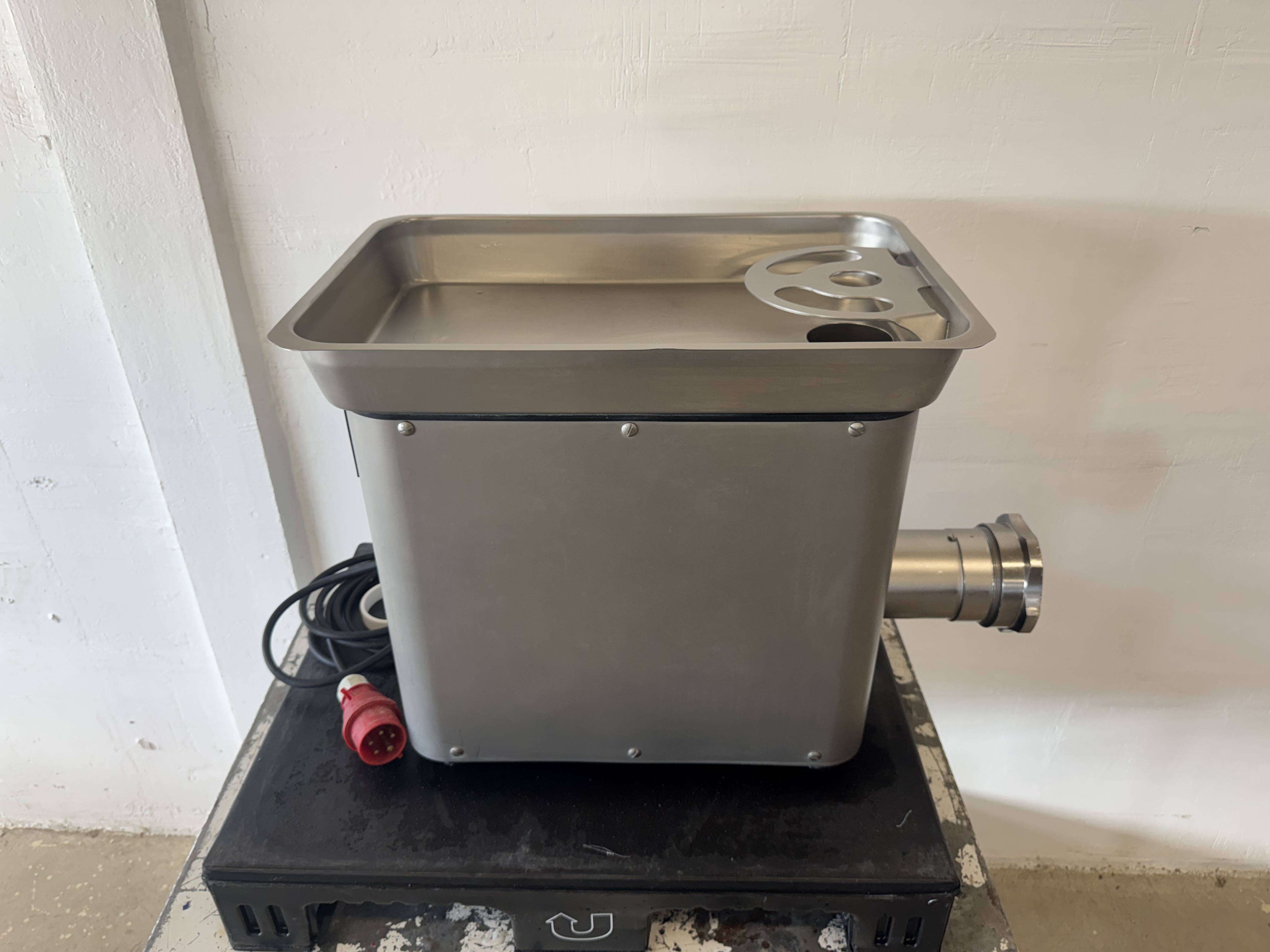 Used Köttkvarn Mainca PC-98/32 #2948