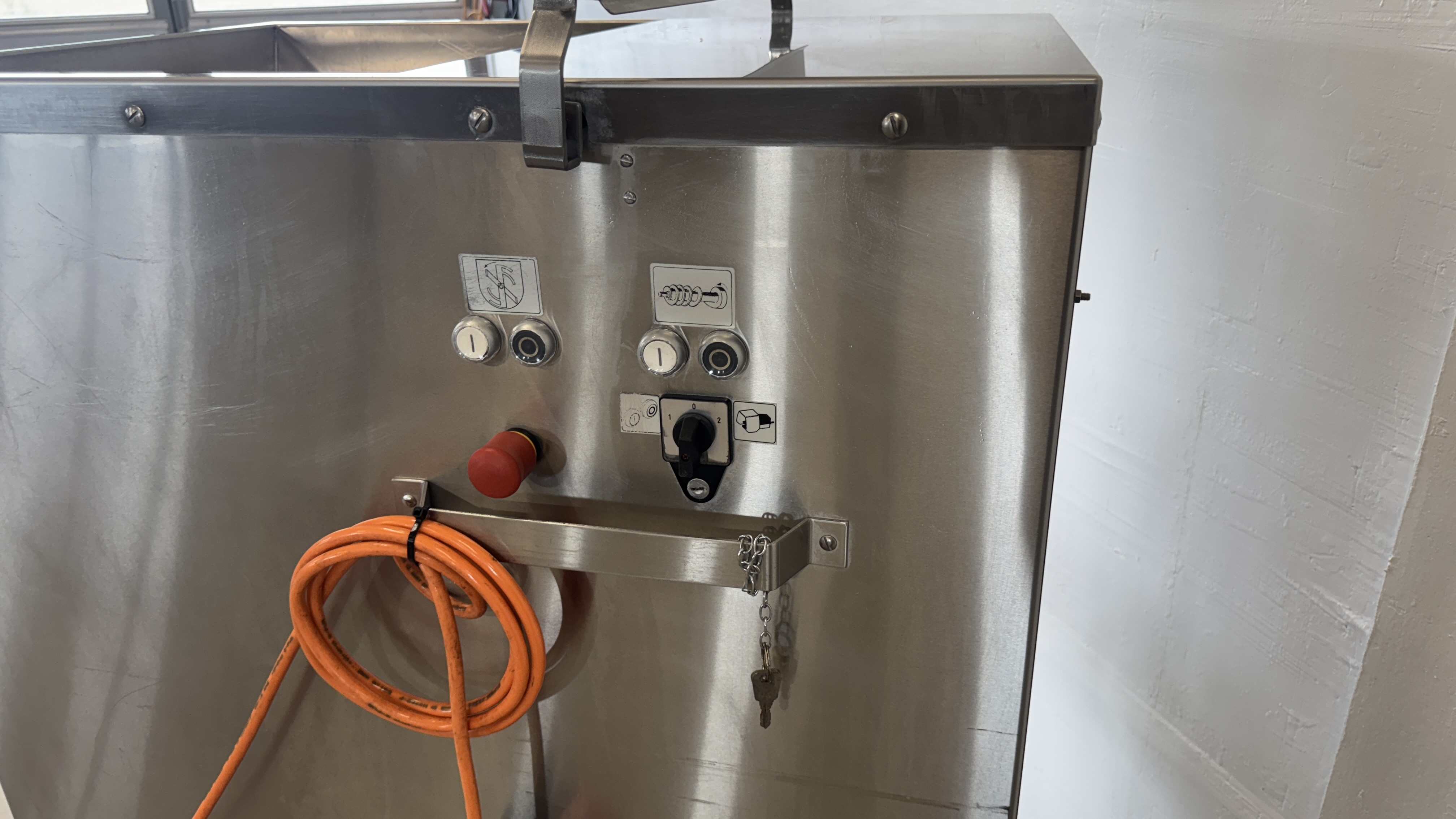 Used Blandarkvarn KT LM 130 #2639