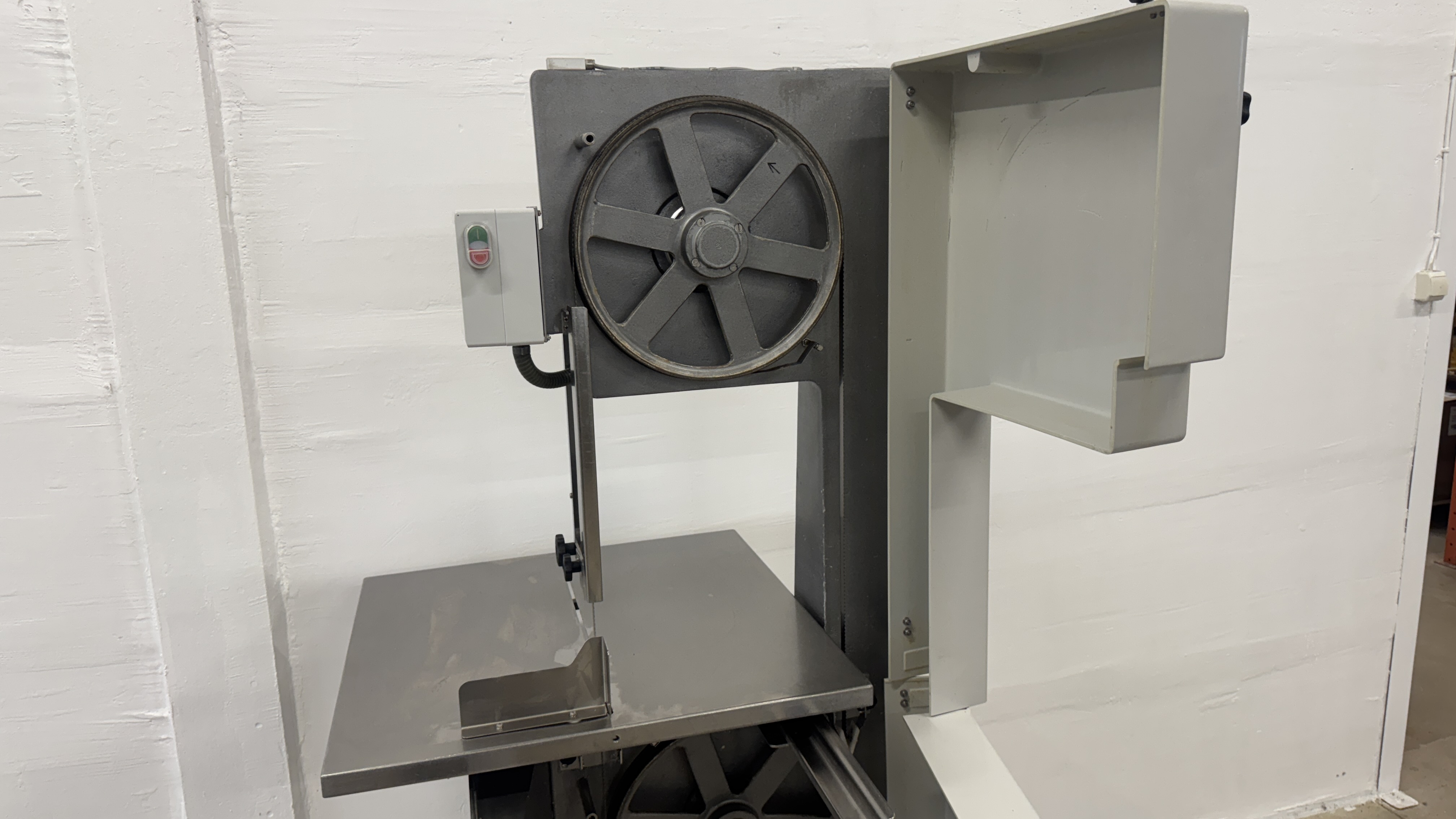 Used Bandsåg BM-400 #2697